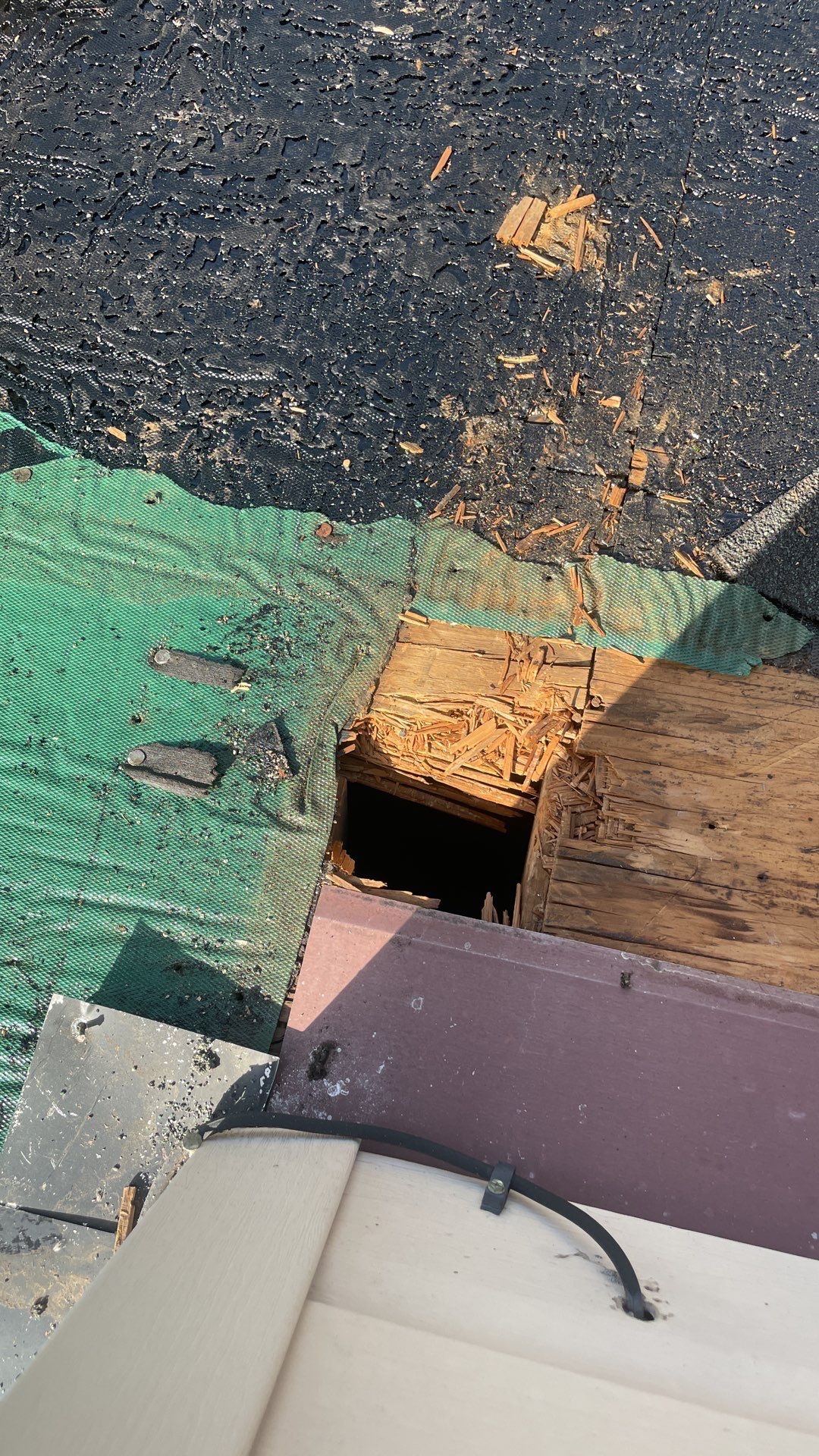 Roof Replacement using CertainTeed Landmark by 180 Contractors