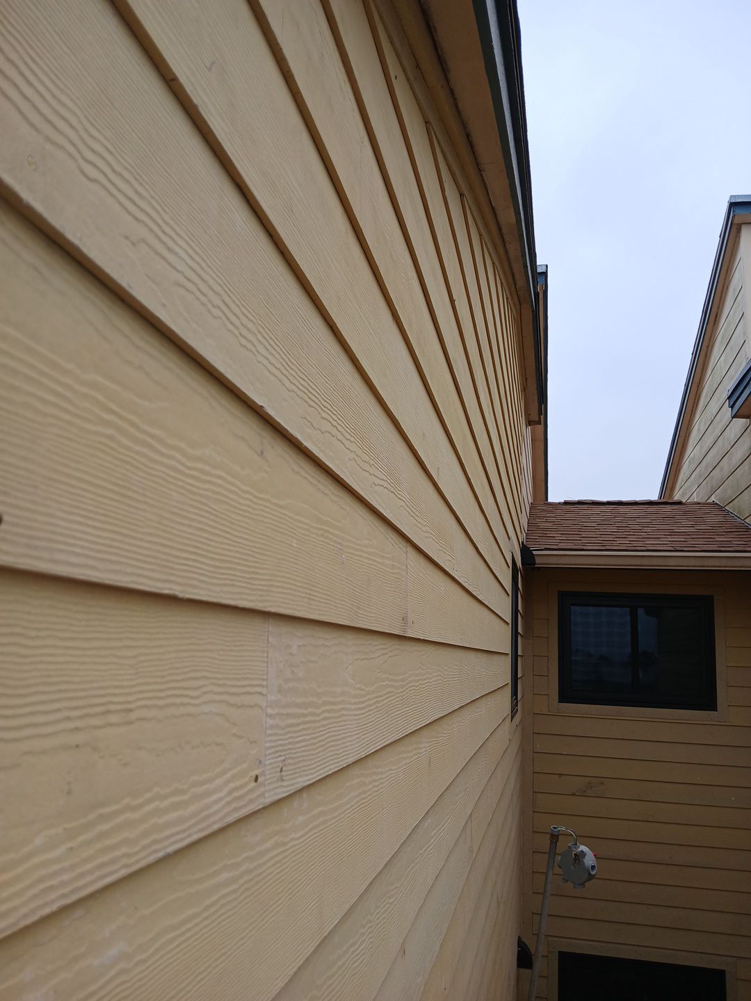 Exterior remodel Fortuna Bay Condos by Bayfront Roofing and Construction