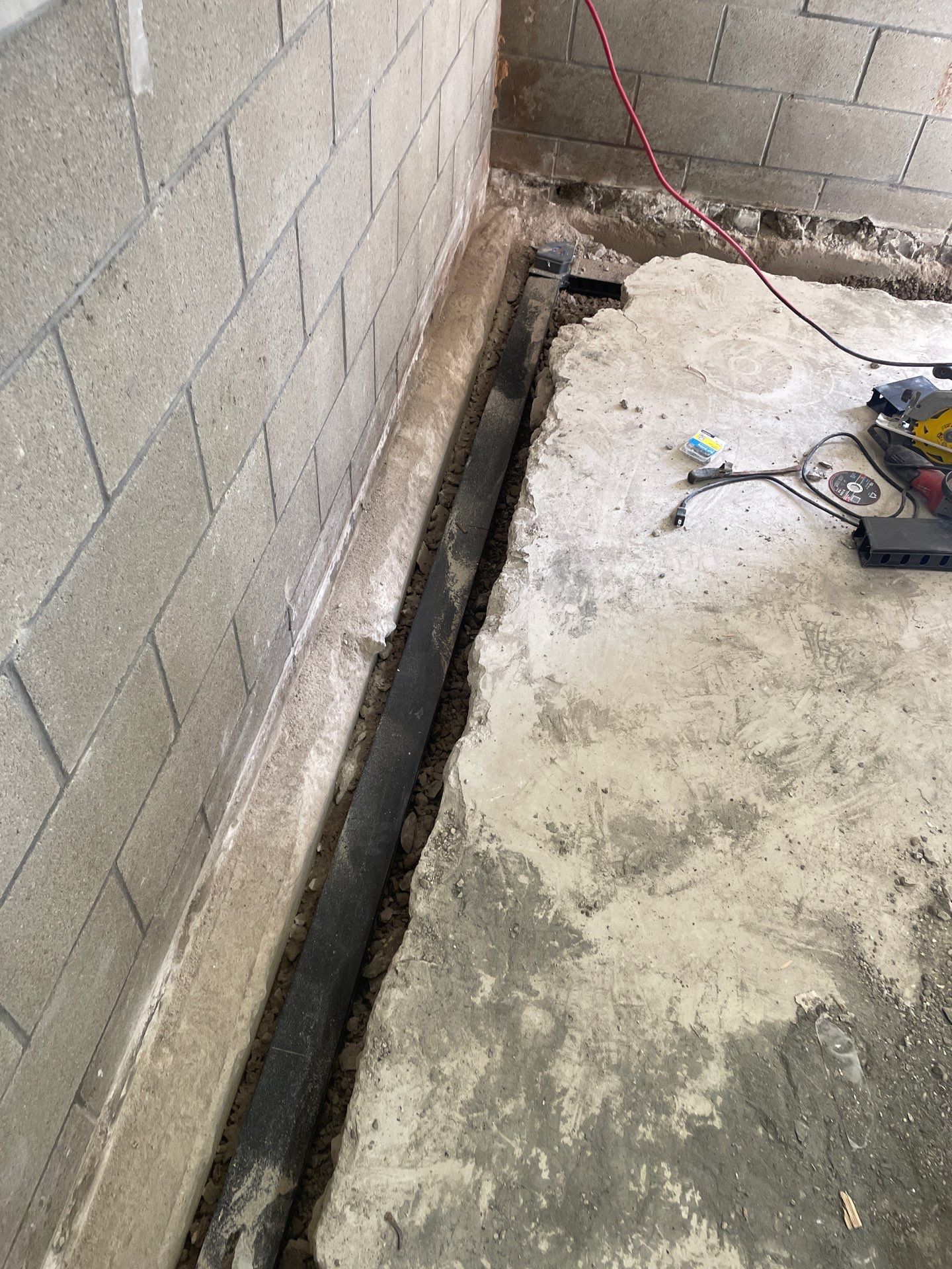Crawl Space Interior/Exterior Waterproofing by Toledo Basement Repair 