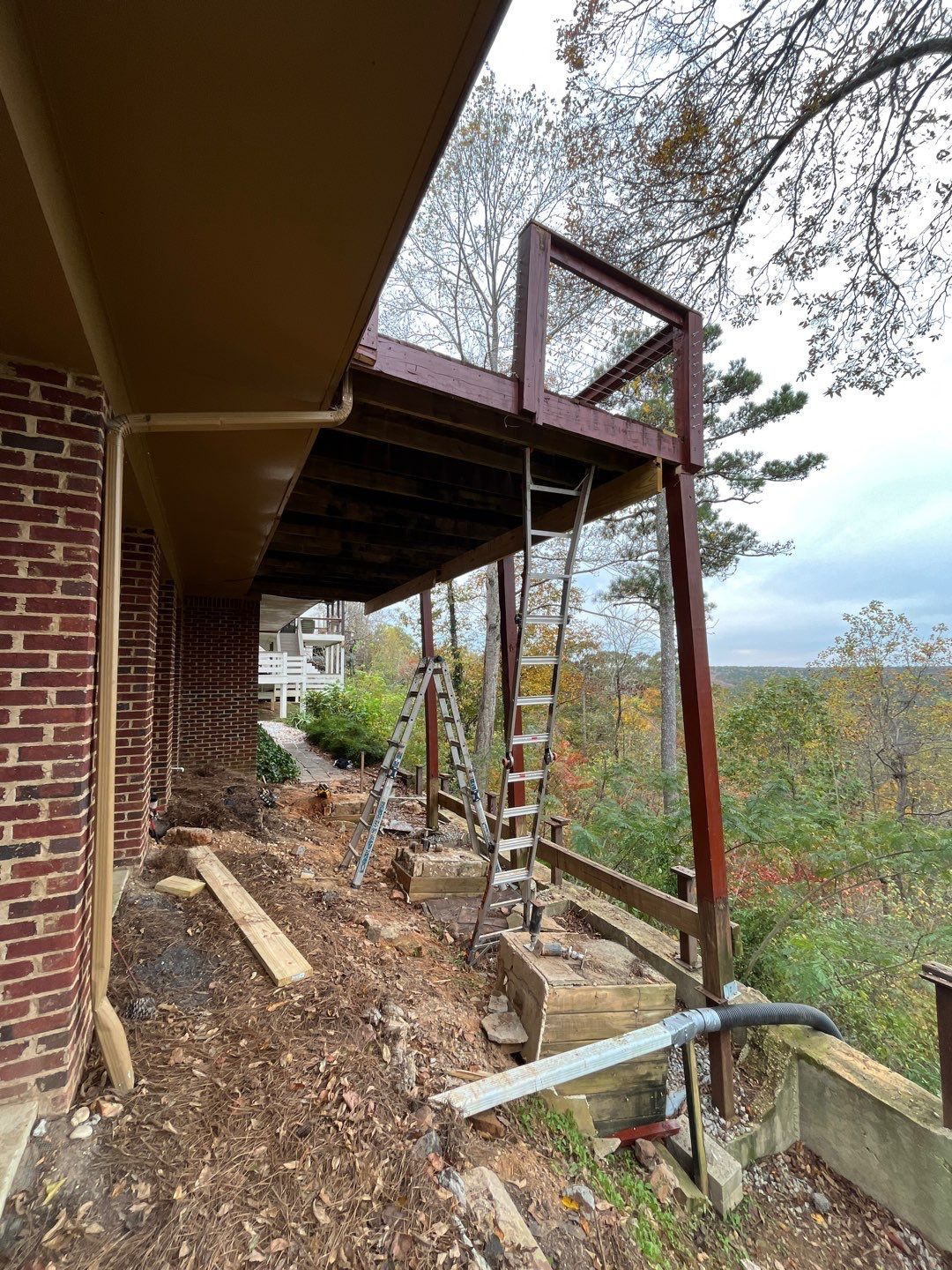 Shades Crest - Deck by Pillar and Pine