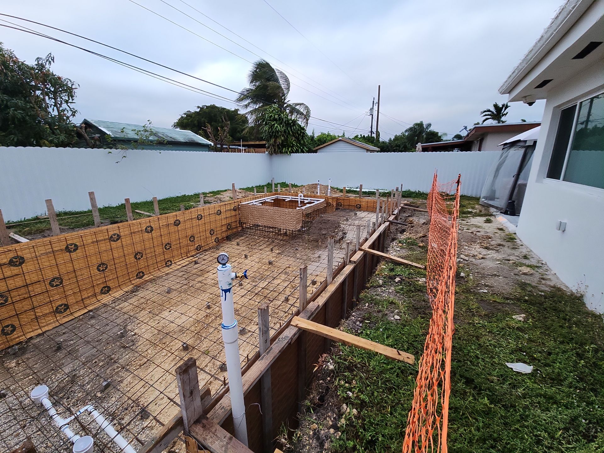 Project in Miami by ROSMEL POOLS INC