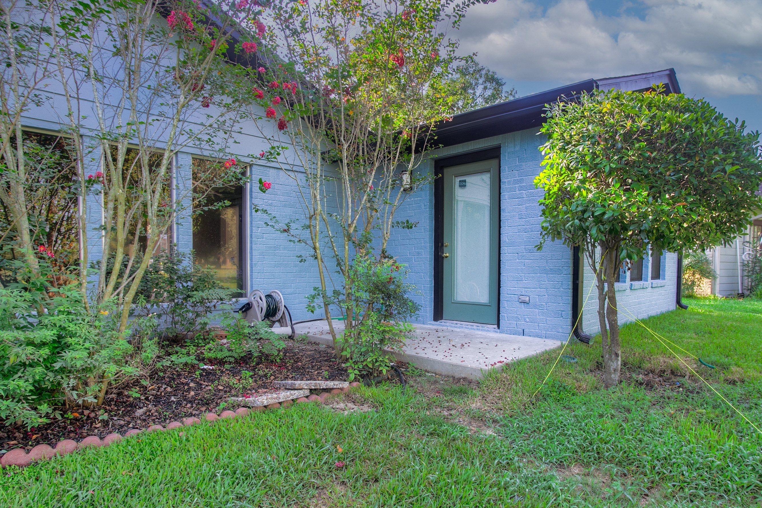 Home Addition and bathroom remodel. by CWS home remodel 