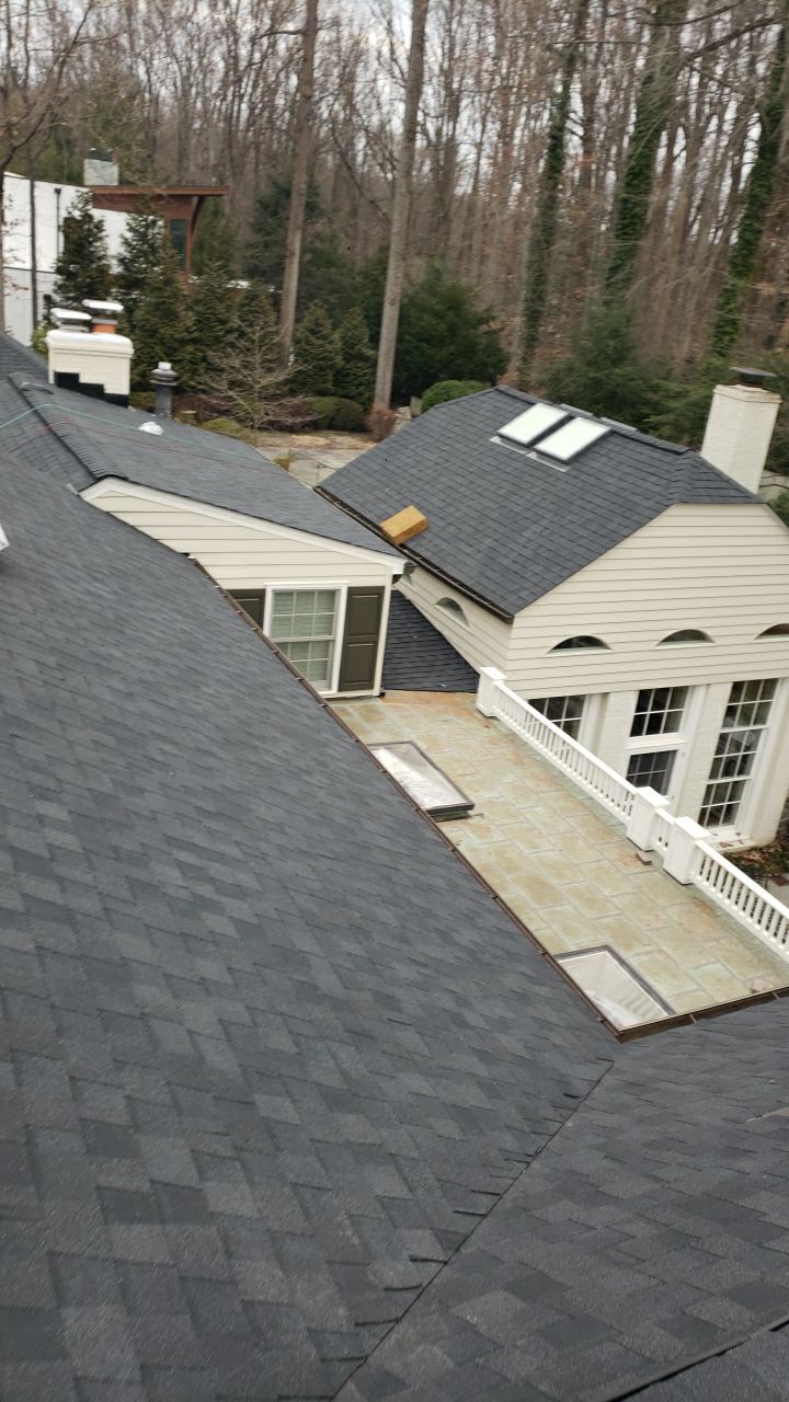 McLean: Certainteed Landmark Pro Designer Shingles in Max Def Charcoal Black by RM Banning, Inc.