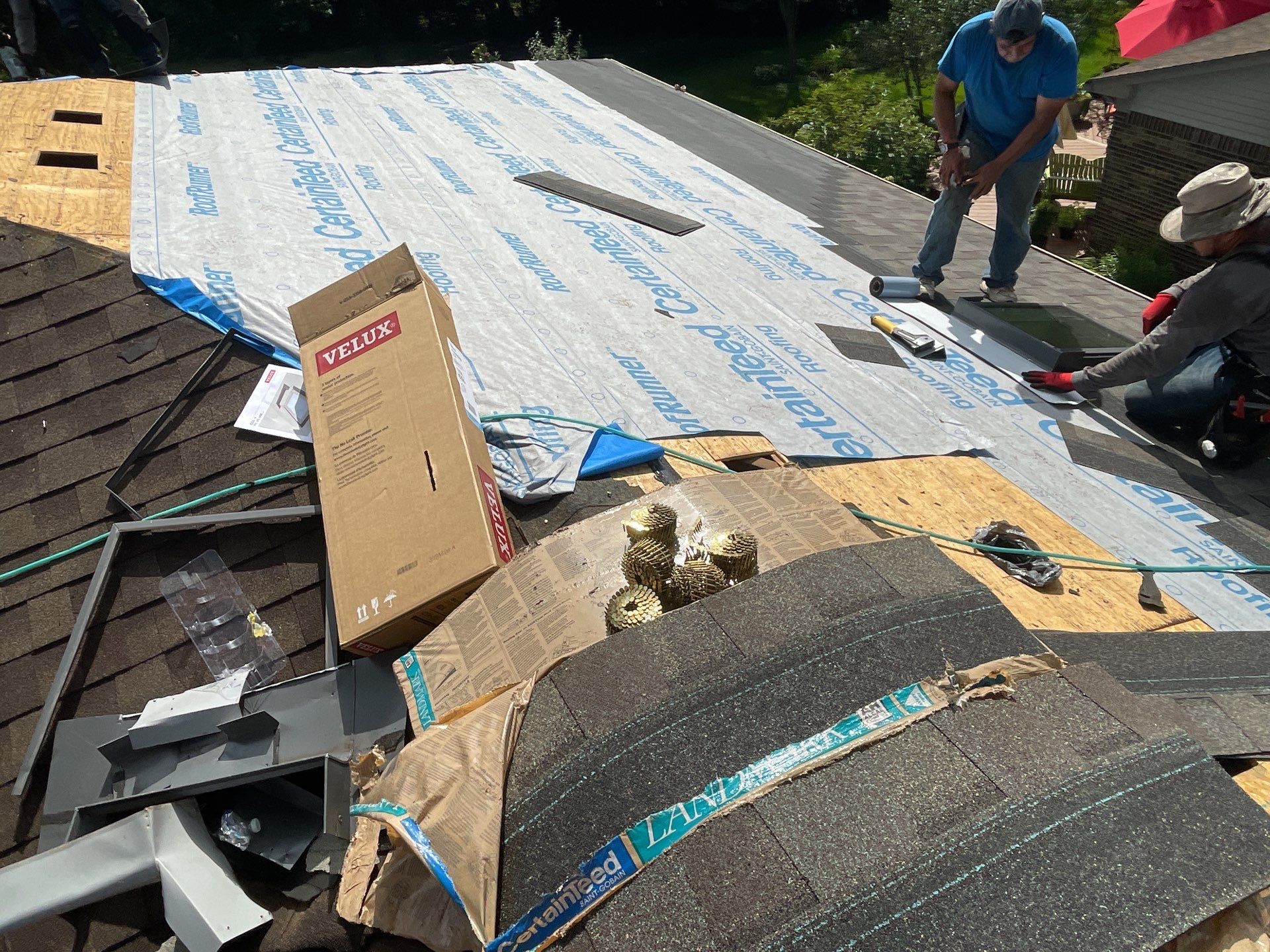 Roof Replacement using CertainTeed Landmark by 180 Contractors