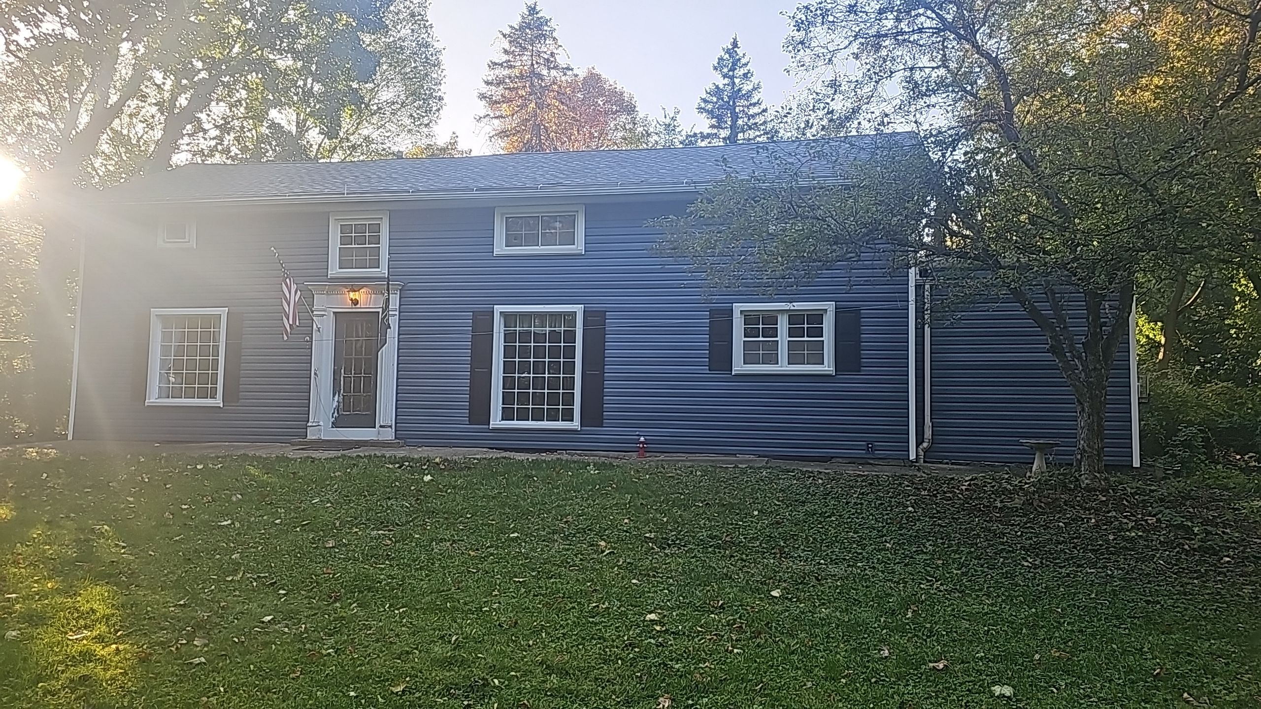 Norandex Cedar Knolls, Color: Jamestown Blue by Eagle Eye Roofing