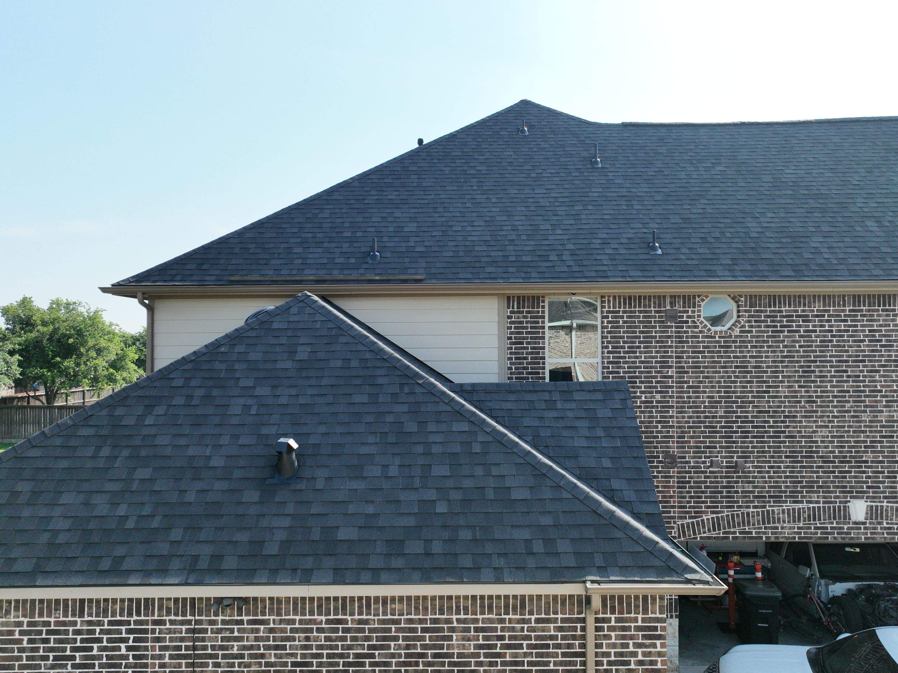 Residential Roofing Installation using Owen's Corning Duration by Roof Concepts Construction