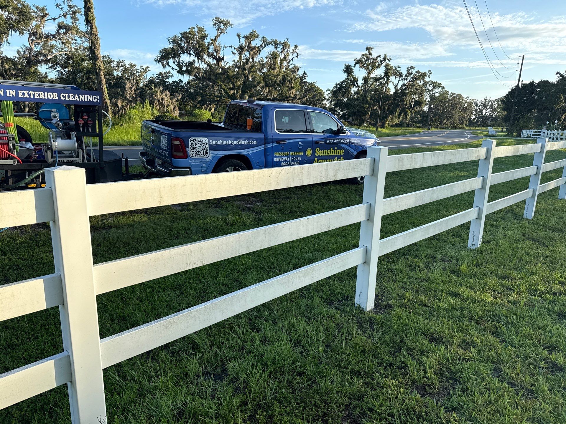 π Vinyl Horse Fence & Entrance Cleaning β Old Tampa Rd, Parrish, FL by Sunshine AquaWash