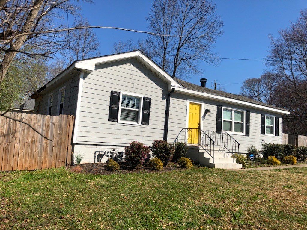 Atlanta Residential Siding Replacement and Exterior Painting Project by Swift Home Renovations