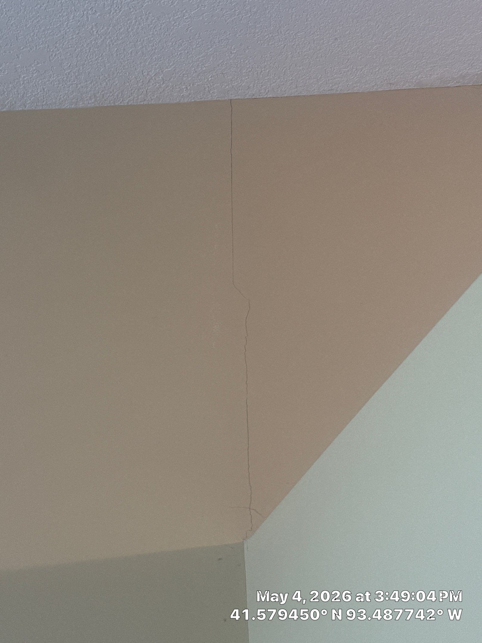 Residential Interior Repaint by Midwest Paint LLC
