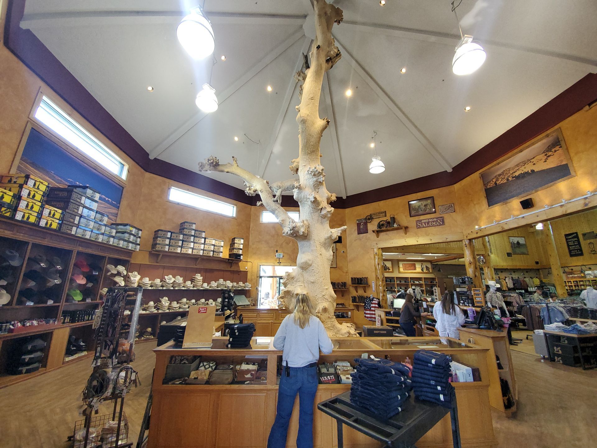Boot Barn 0089 Bend  OR by Solis