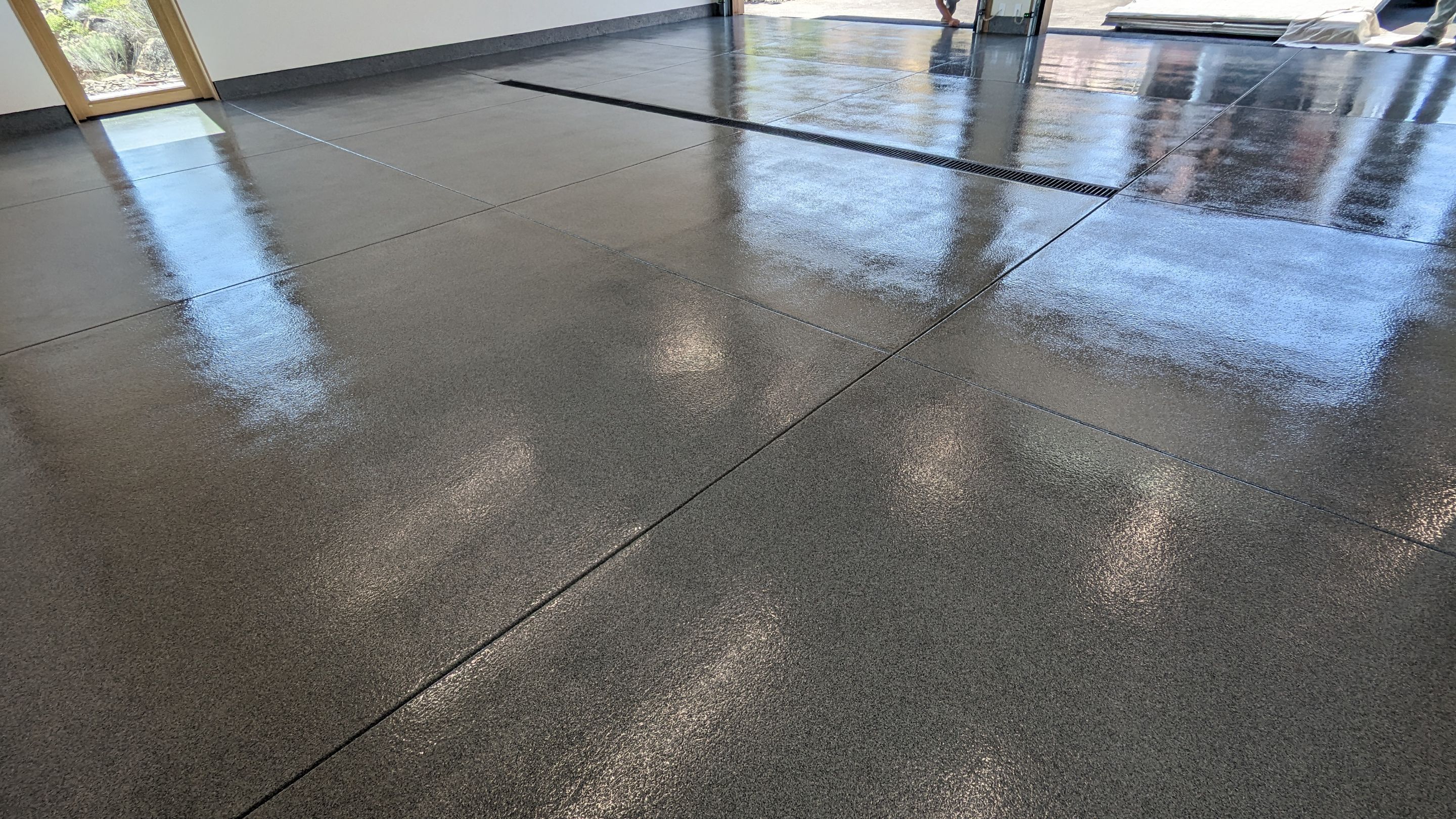 Garage Transformation using Slate Hybrid 1/16" Flake by Croc Coatings, LLC