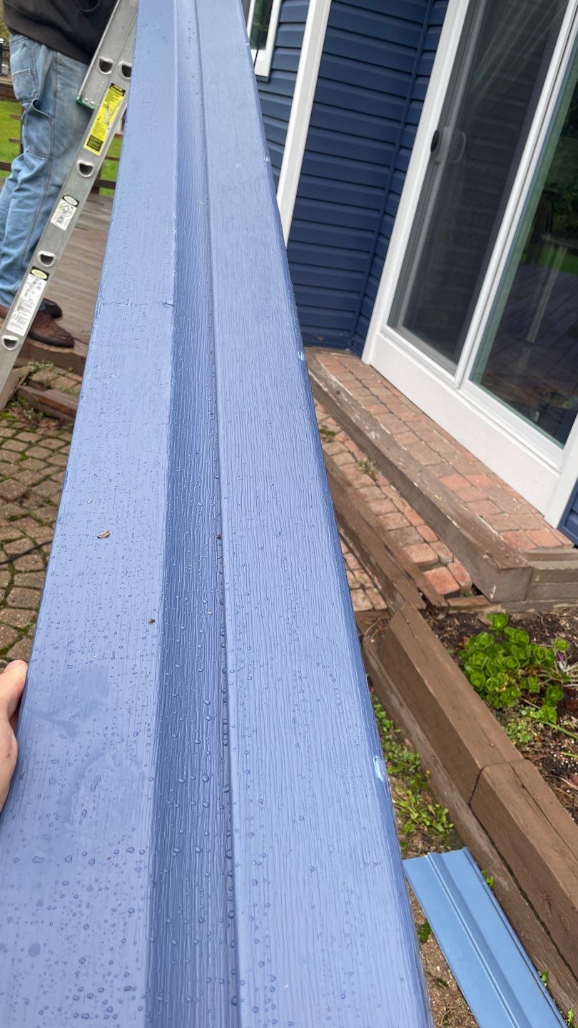 Siding Replacement using CertainTeed Restoration Classis D4 by 180 Contractors