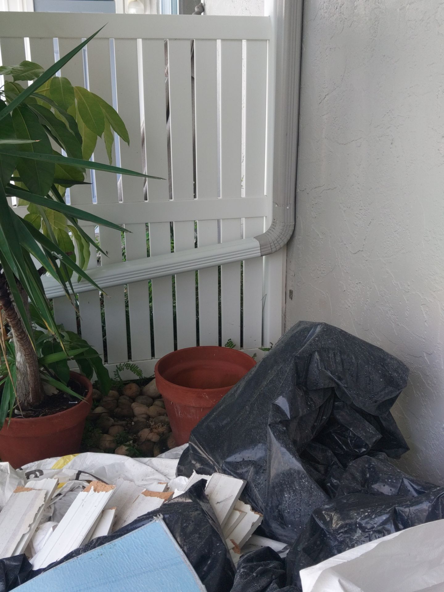 Fort Myers FL Soffit and Fascia Replacement  by Gutter Professors