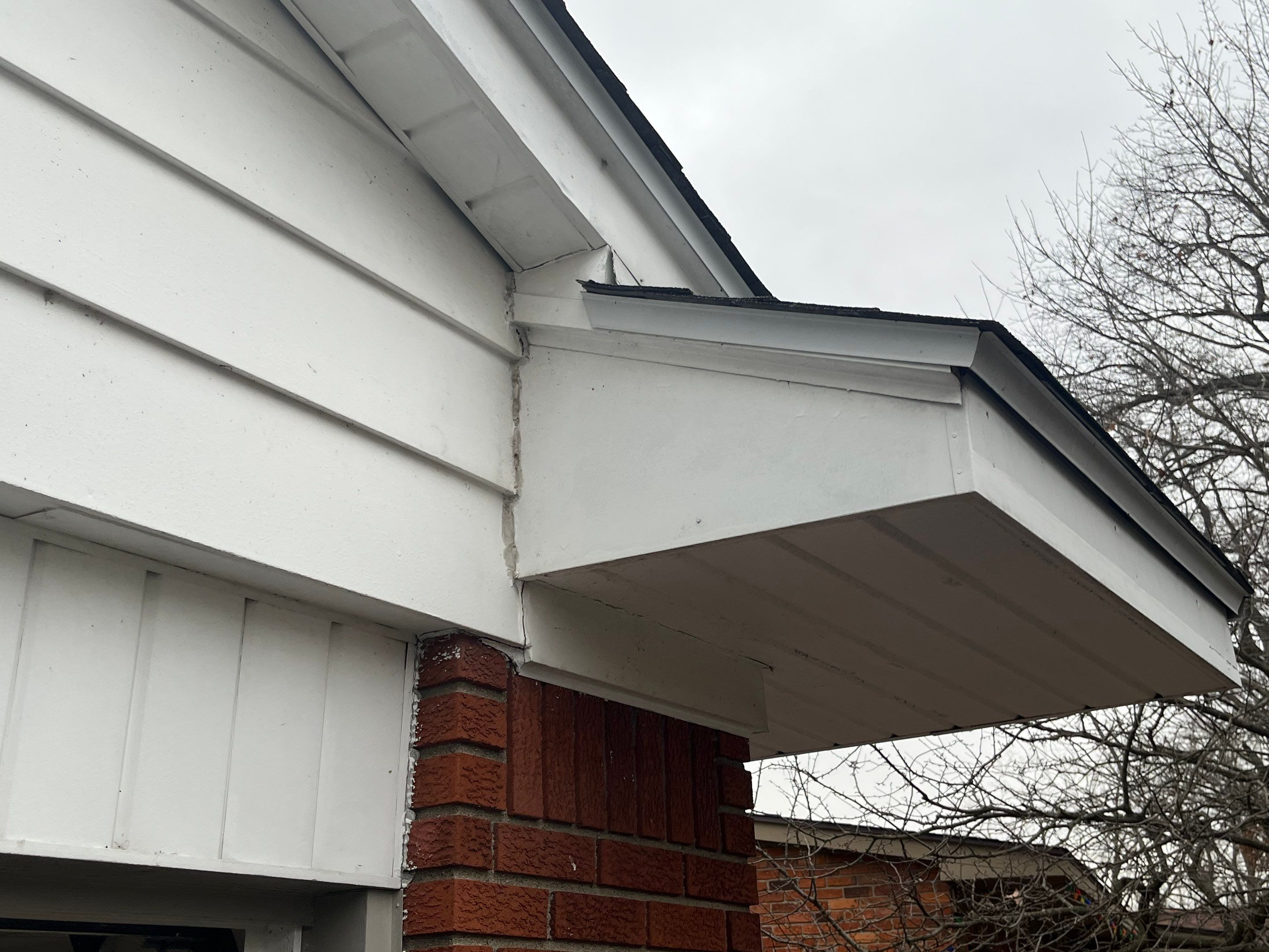 Siding Replacement using Alside Charter Oak D4.5" Colonial White by 180 Contractors