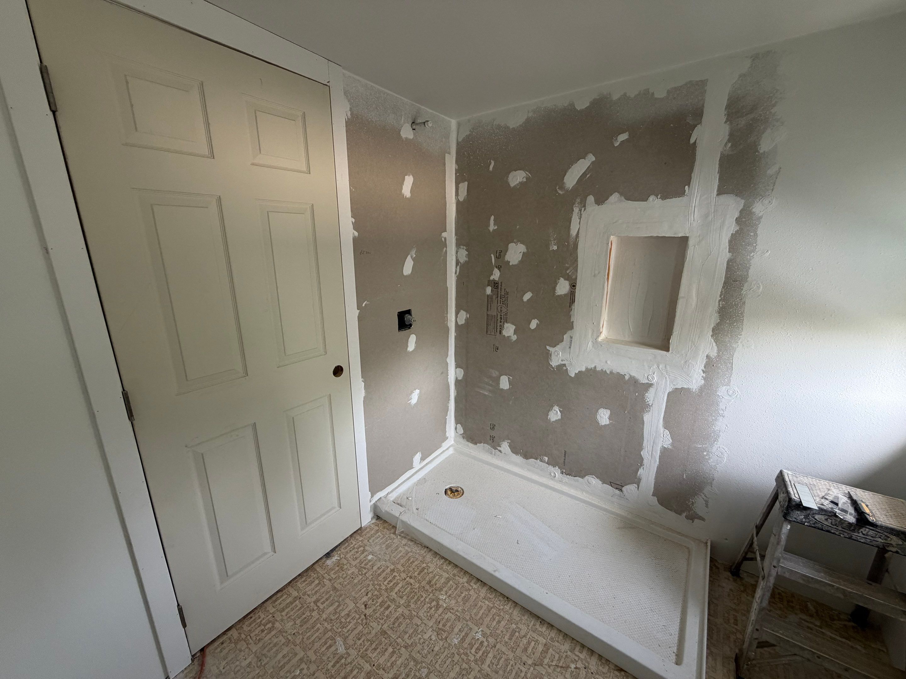 Bathroom Renovation by Handyman State LLC