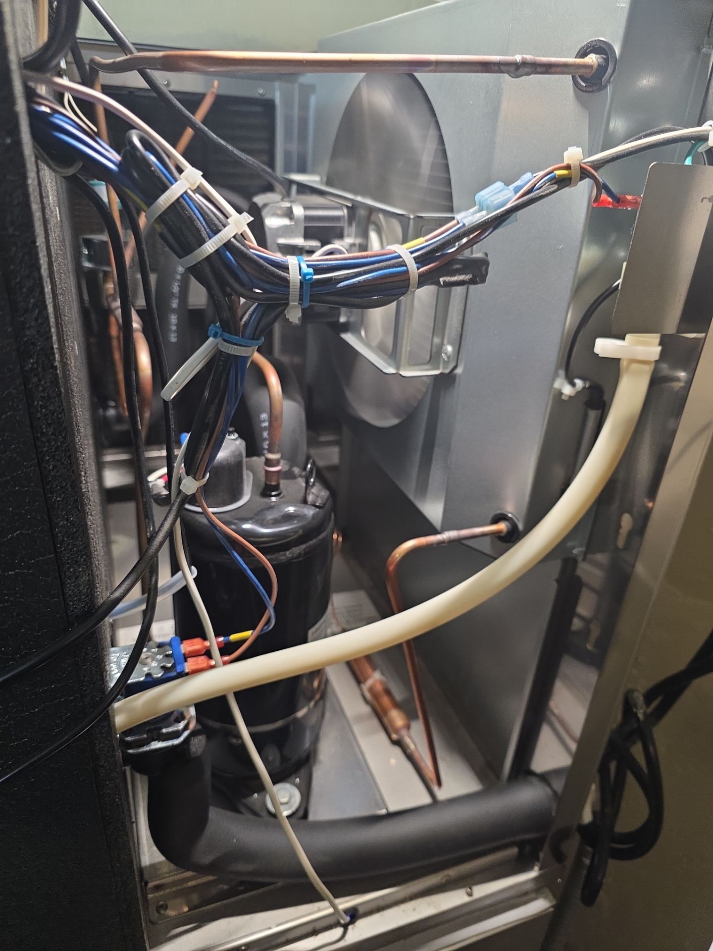Avantco Commercial Ice Machine Repair and Electrical Diagnosis in Kissimmee by AMB-WORKS APPLIANCE REPAIR