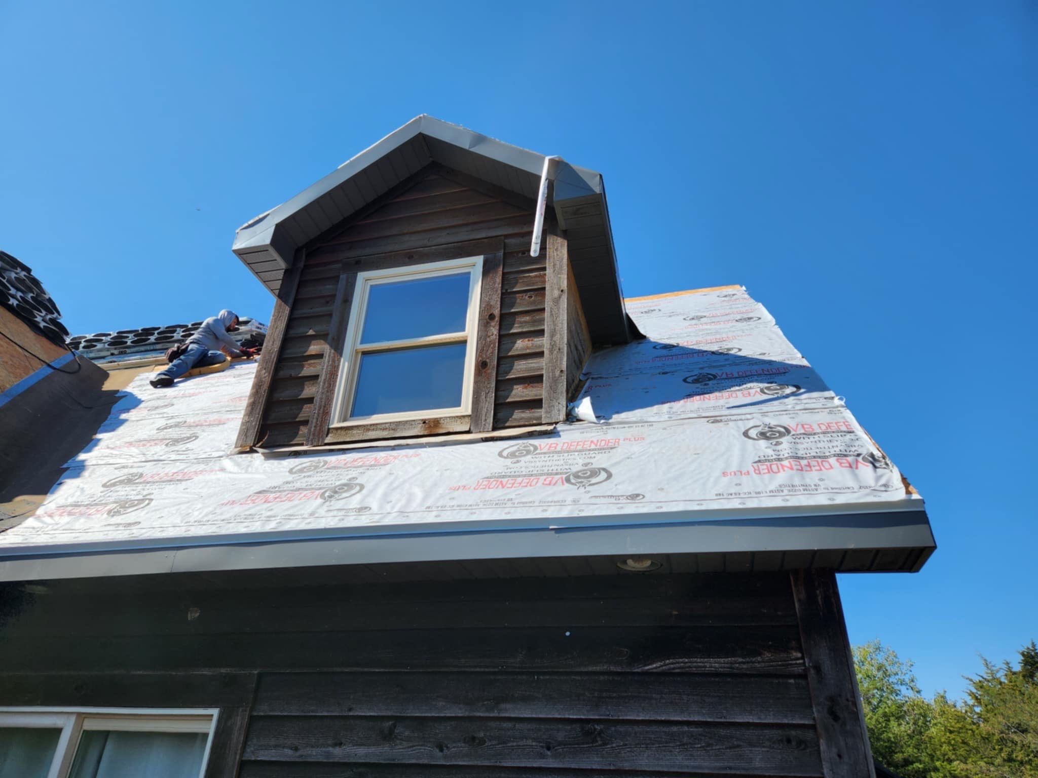 Comprehensive Roof and Siding Replacement Project in Lincoln, MO by EEC Windows, Siding & Roofing