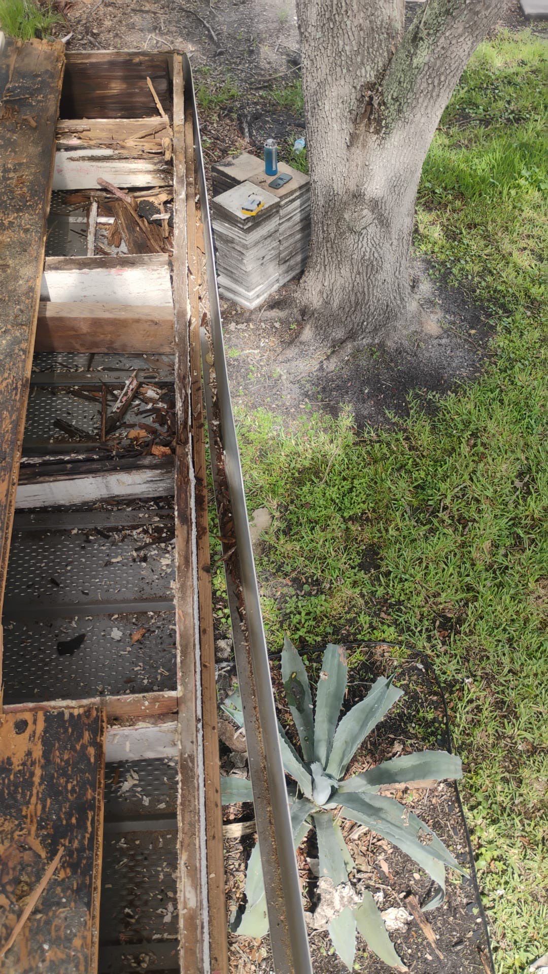 Project in St. Petersburg 33702 by Mitchell Roofing Company LLC 