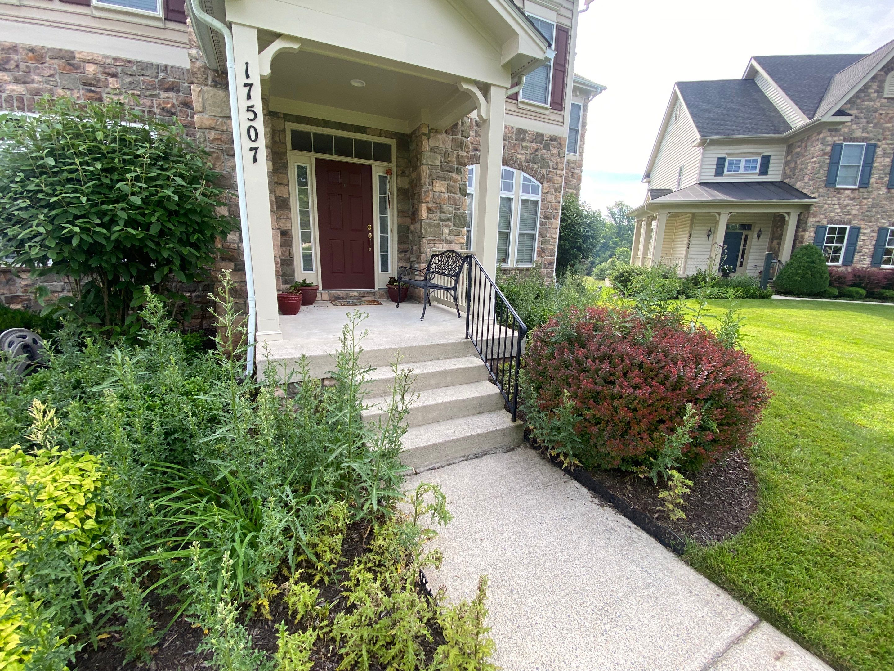 Landscape Cleanup & Mulch  by The Smet Companies, LLC