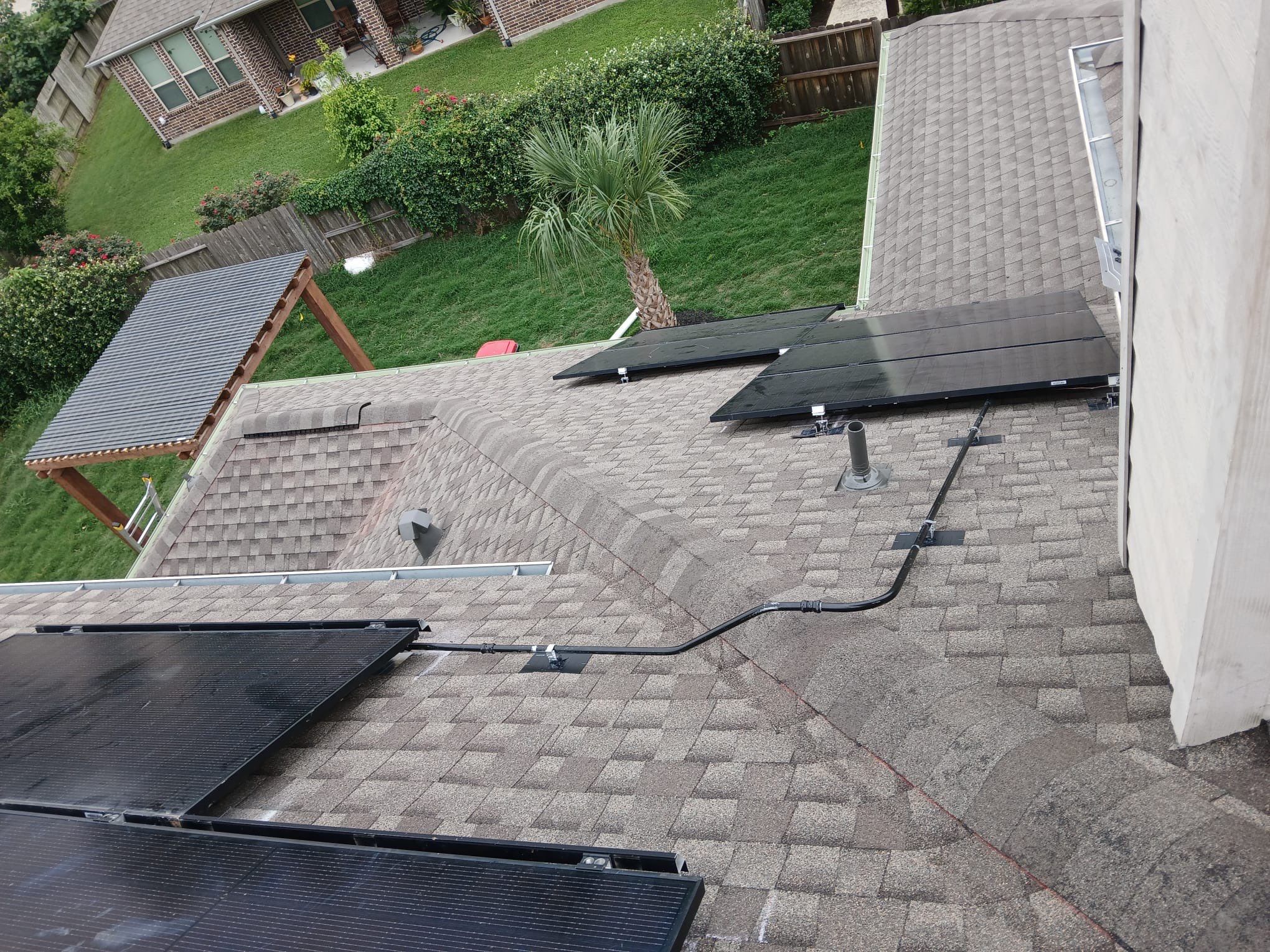 D&R In SugarLand Tx  by Sunaura Solar