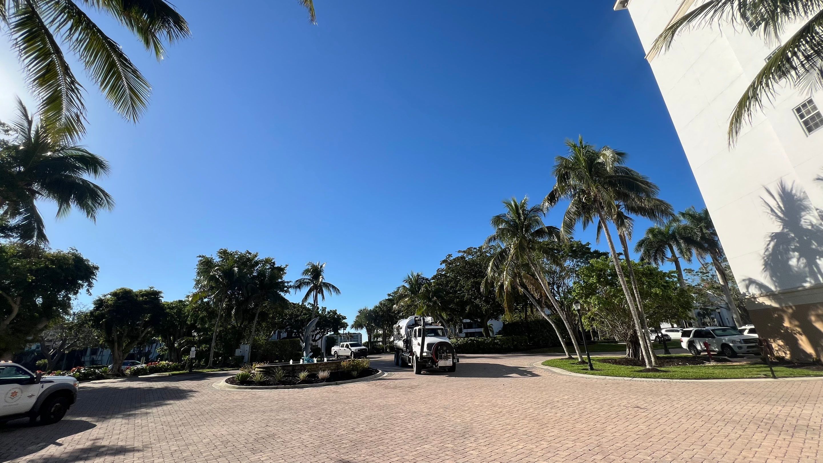 Condo Parking Garage Cleanup and Stormwater System Maintenance by APS Power & Water