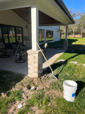 Paver Welcome and Brick Accents.