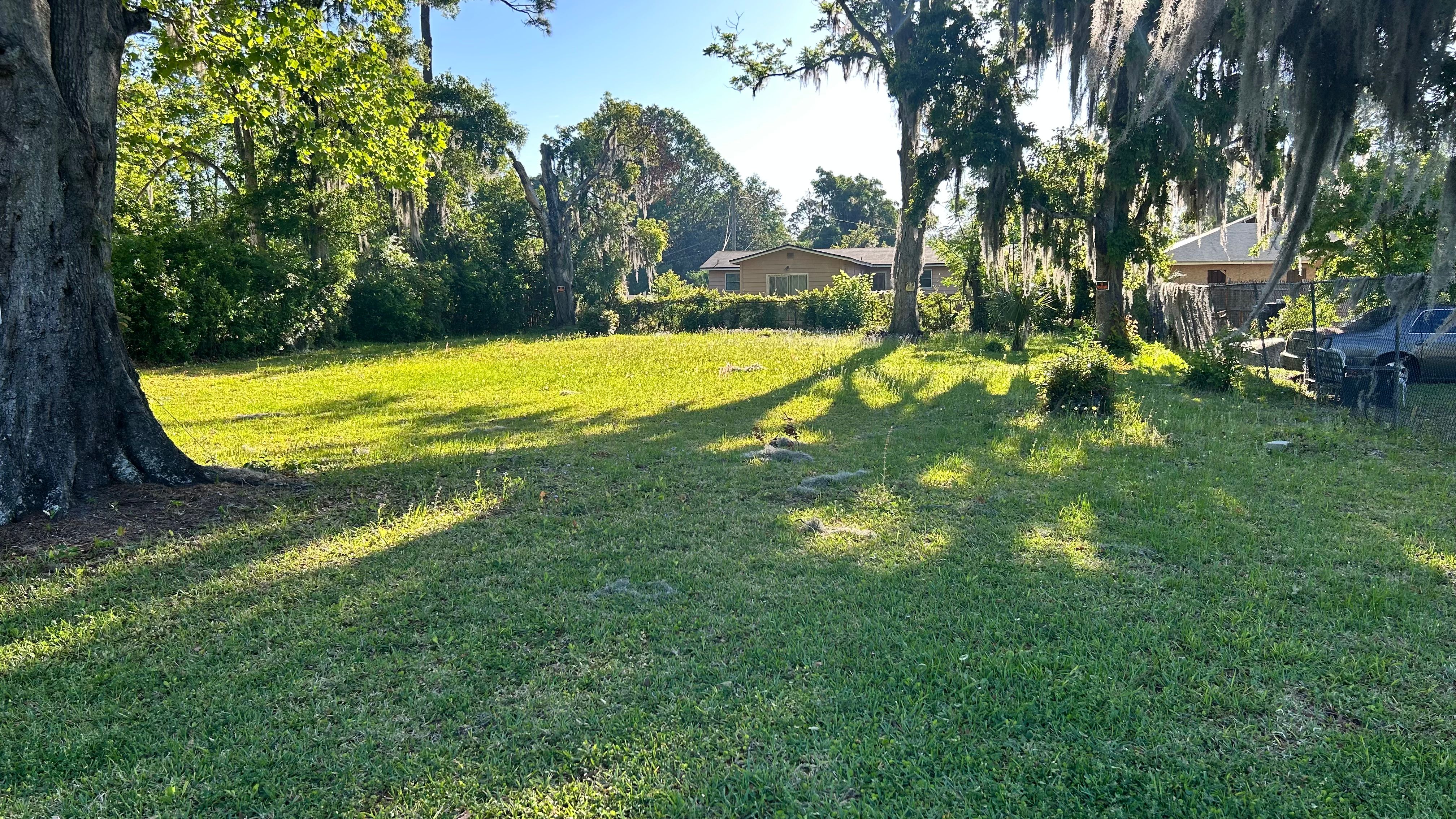 Vacant Lot Cleanup & Ongoing Maintenance — Northside Jacksonville (32219) by Harmoni Home Services