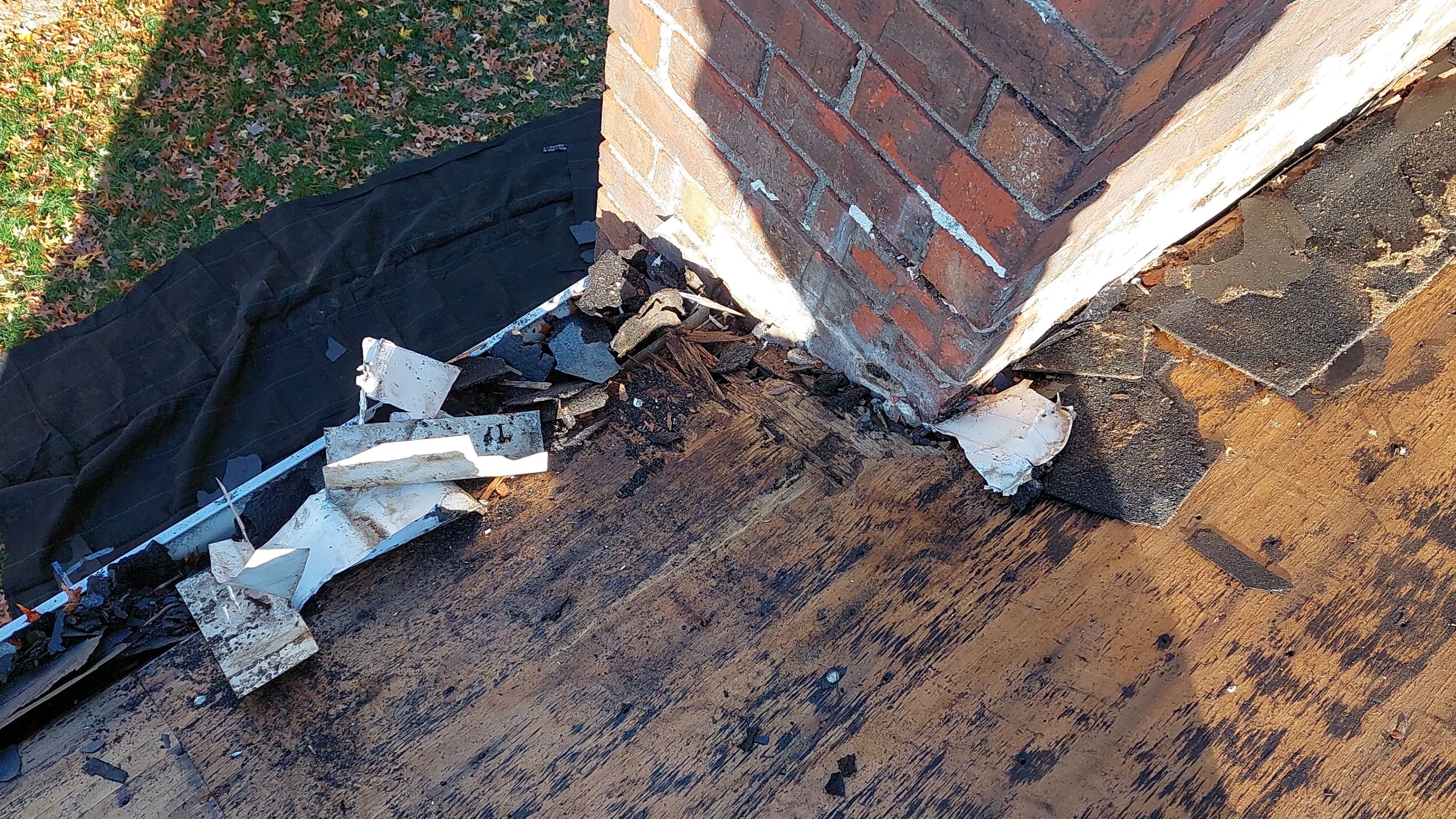 Liberty Township - Pristine Black by Tamlin Roofing