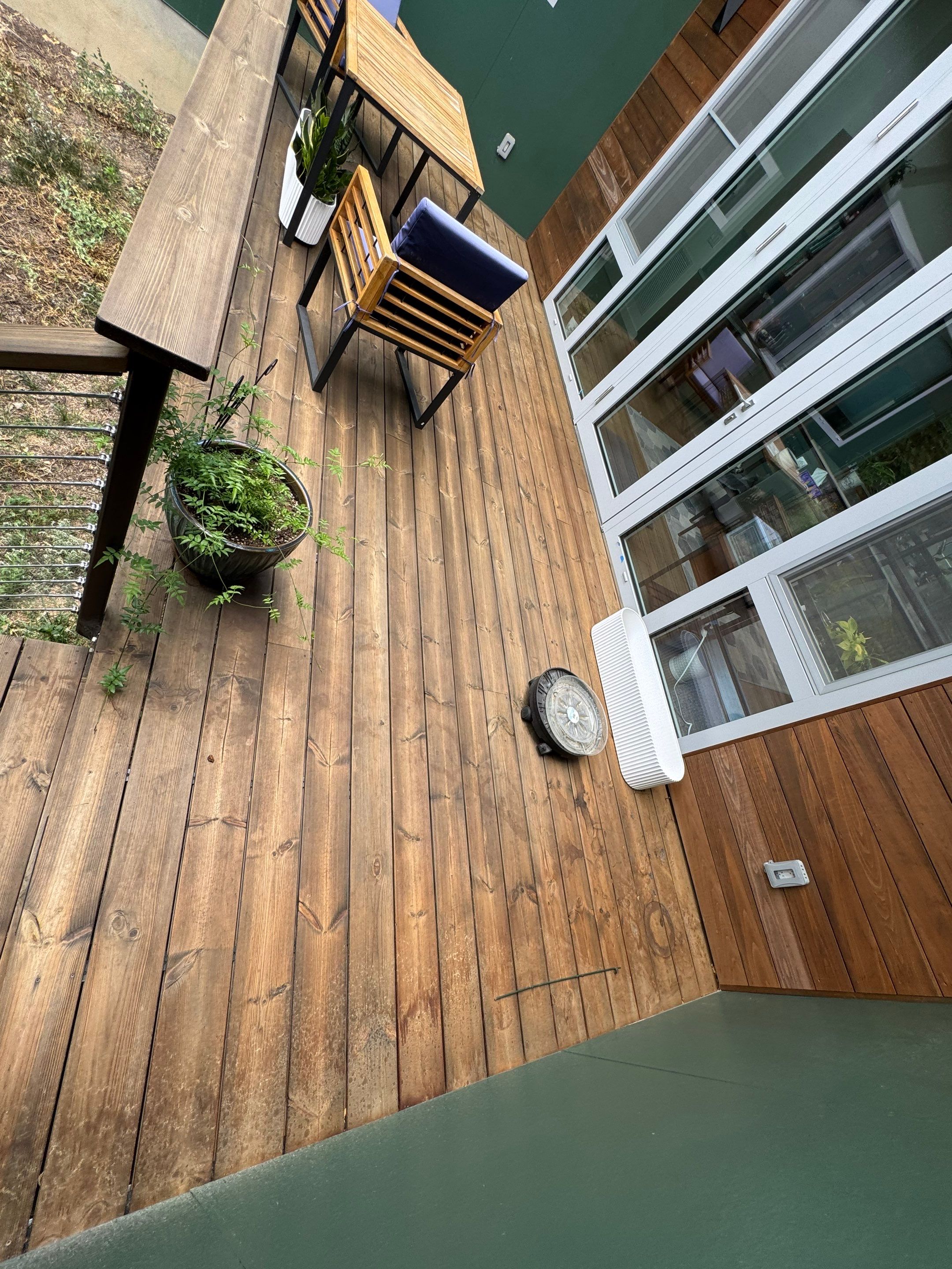 Wood Siding using Wood Sealant by DuraSeal