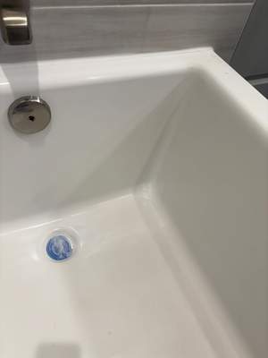 Bathtub Crack Repair