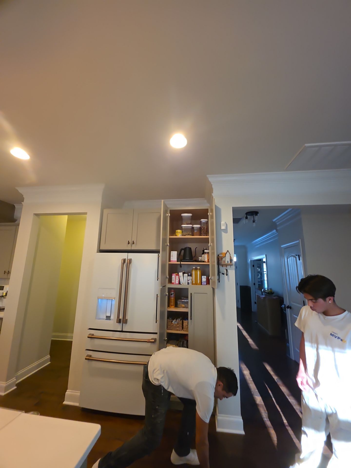 From Dated to Dazzling: A Bright Kitchen Transformation in Holly Springs by Elite Remodeling and Design LLC