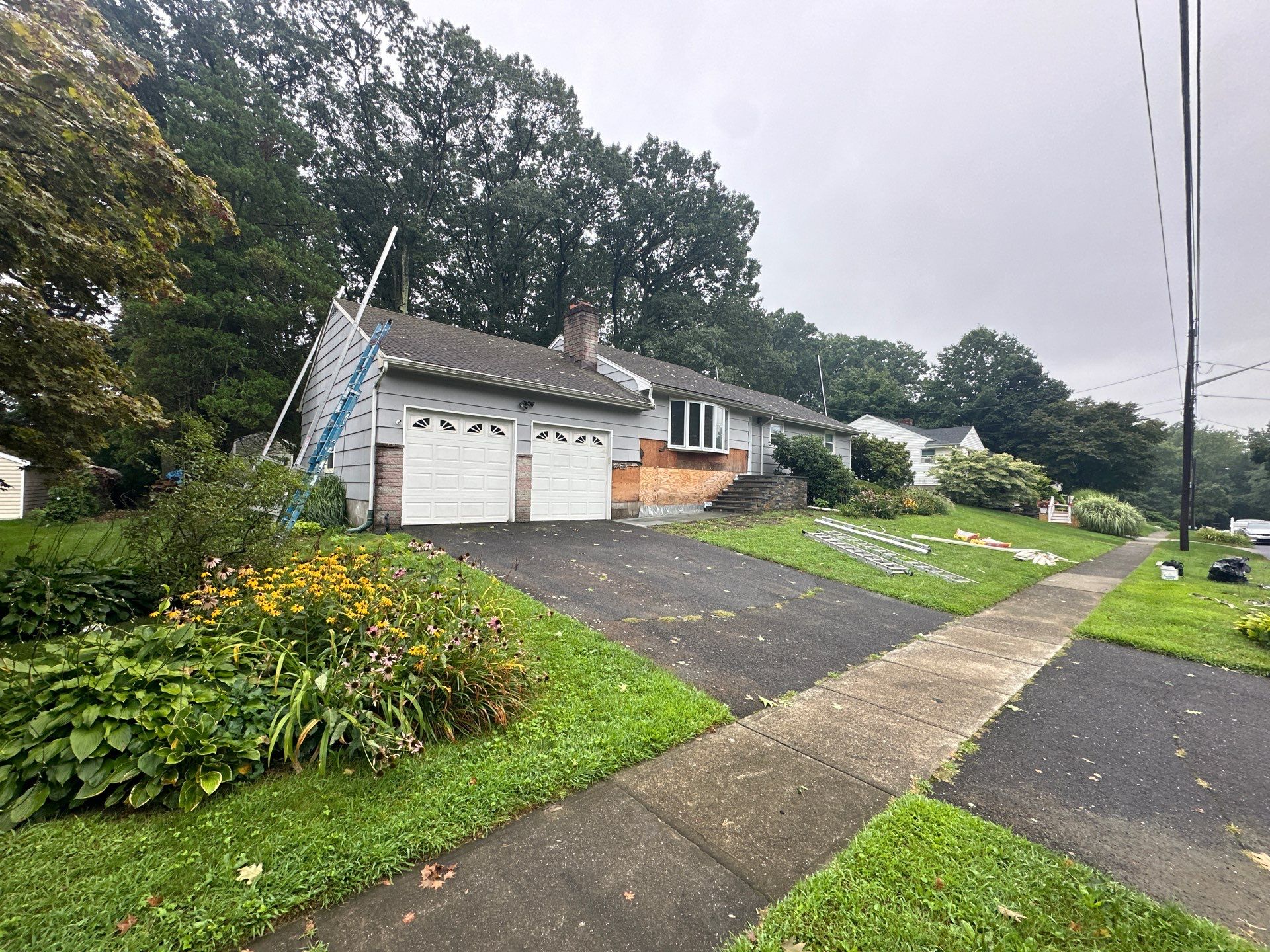 Siding Installation using CertainTeed Monogram Vinyl Siding - D4 - Granite Gray by A Plus Exterior