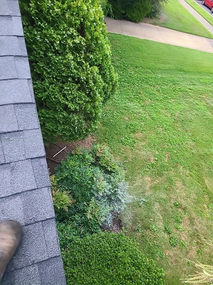 Vienna: CertainTeed Landmark Pro Architectural Shingles in Max Def Pewterwood by RM Banning, Inc.