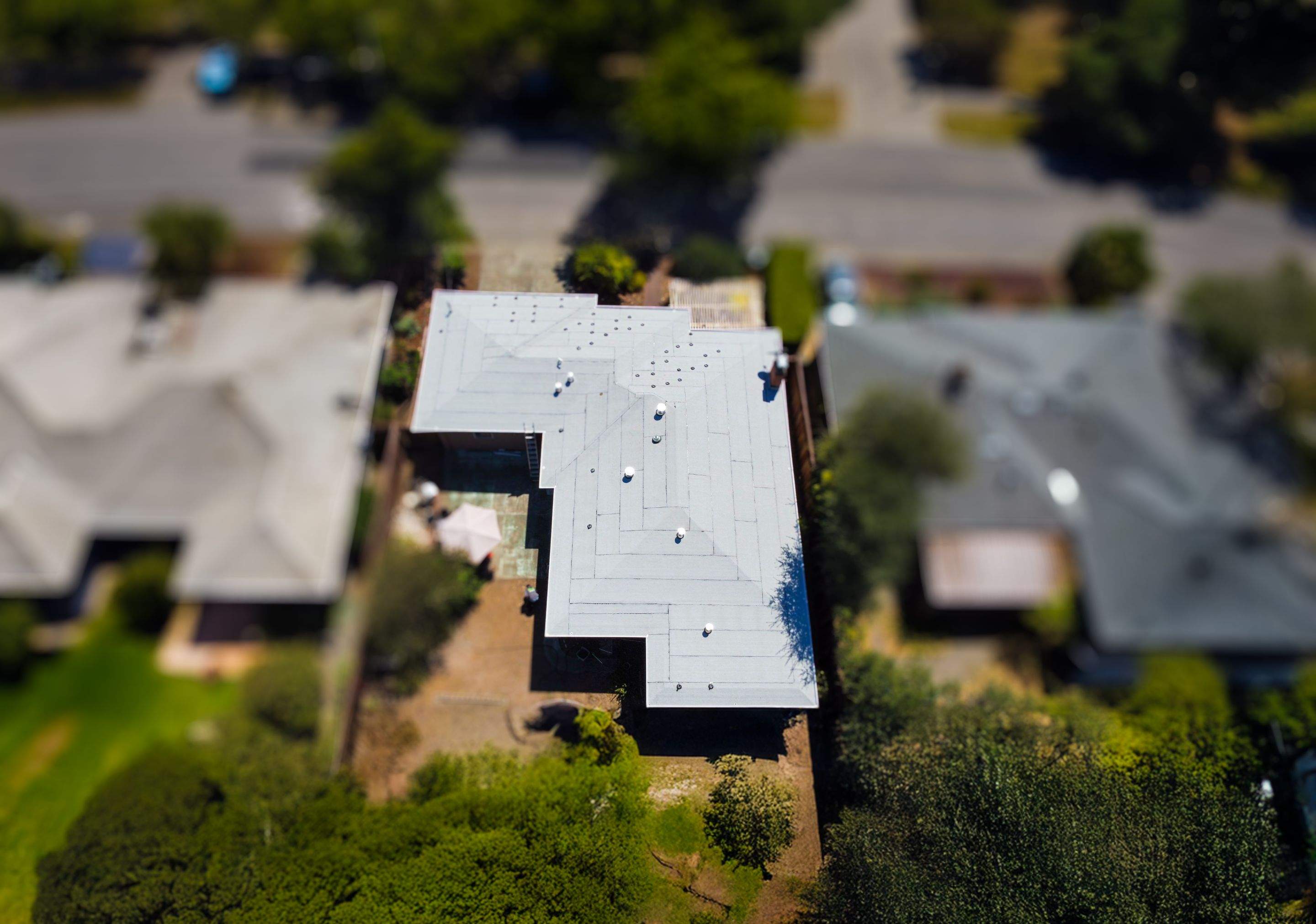 Residential Remodel using GAF Timberline HDZ RS by Sustainable Living Builders, Inc.
