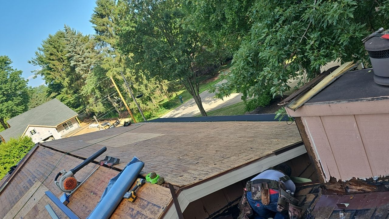 ATLAS PINNACLE COLOR: COPPER CANYON by Eagle Eye Roofing