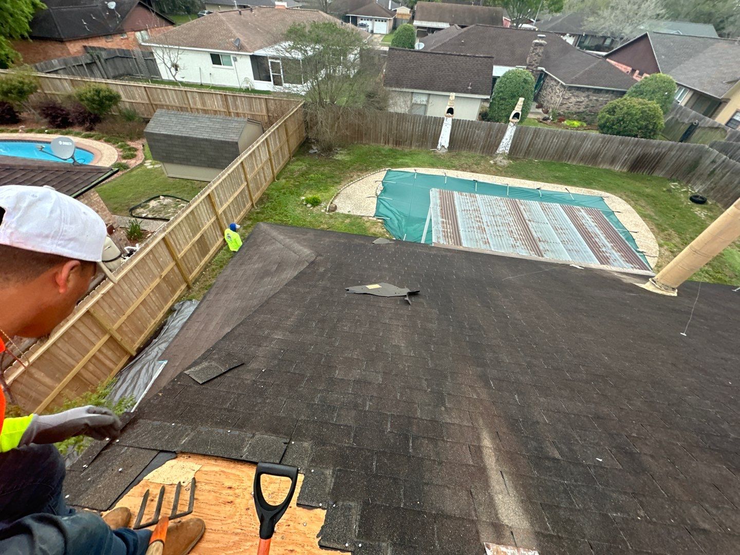 Residential Roofing Installation using Owen's Corning Duration (Lifetime) Shingles by Roof Repair Company