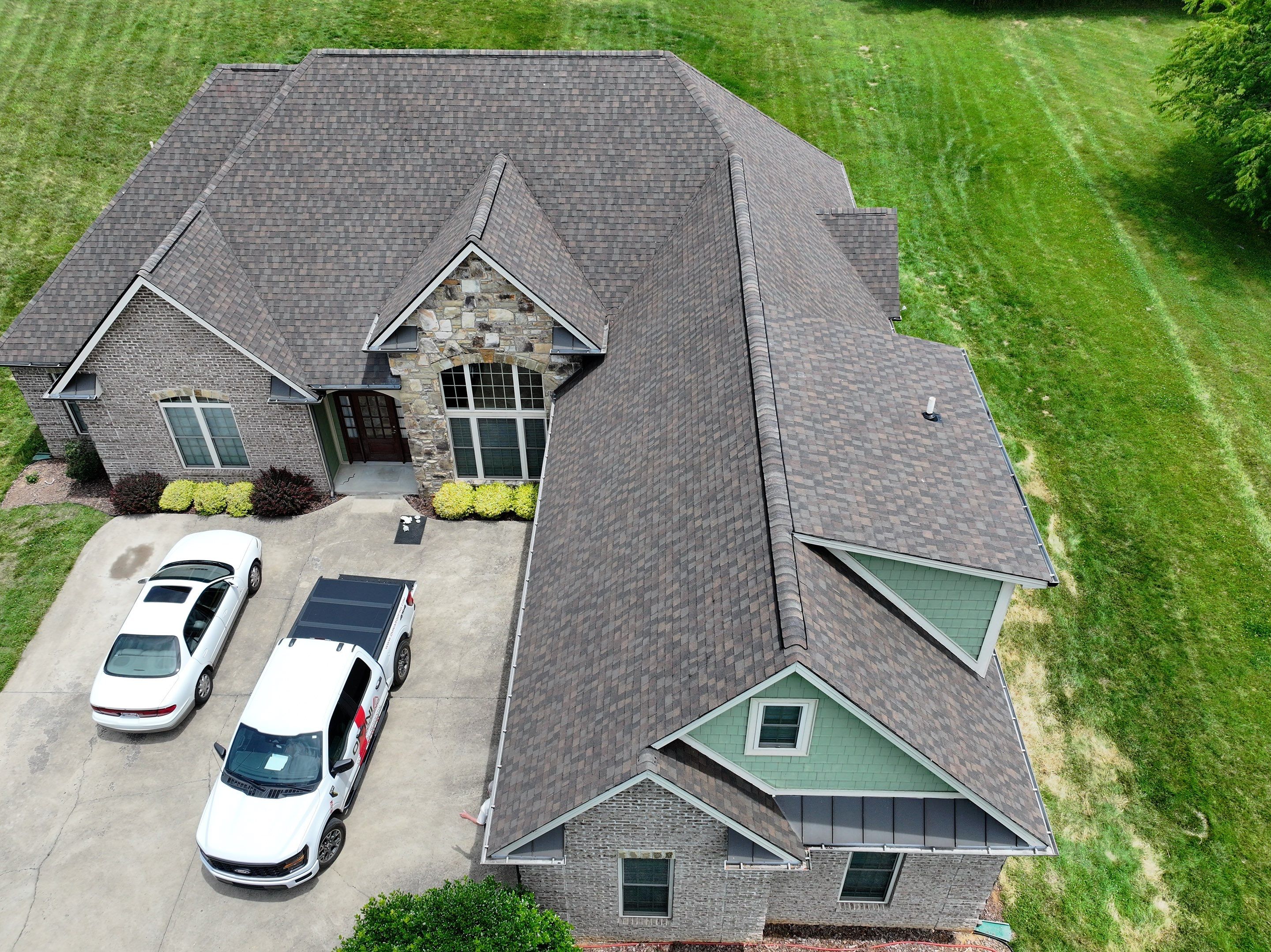 Dye Residence by Omnia Roofing