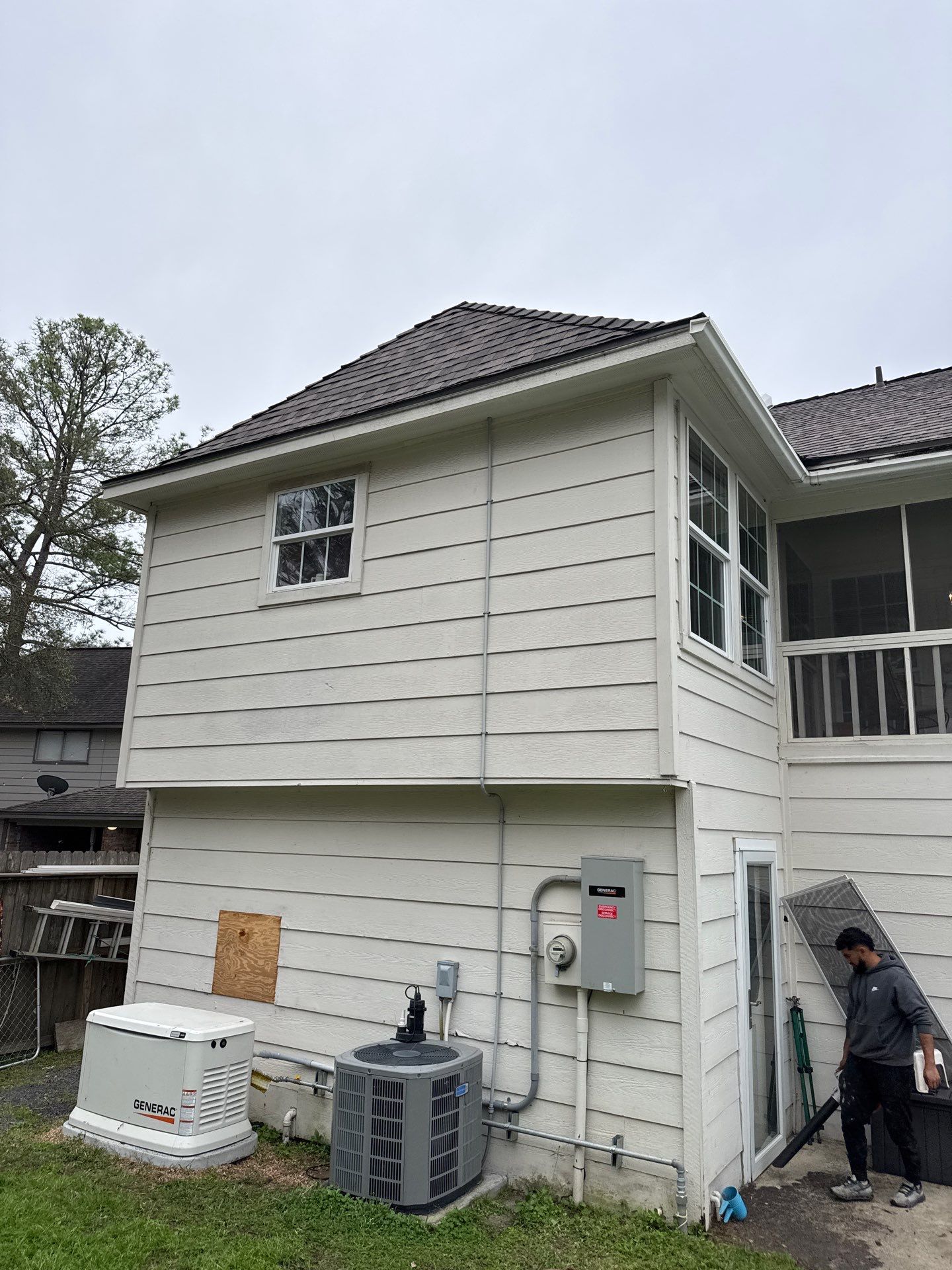 55 Square Titan Natural timber  by Sirius Roofing