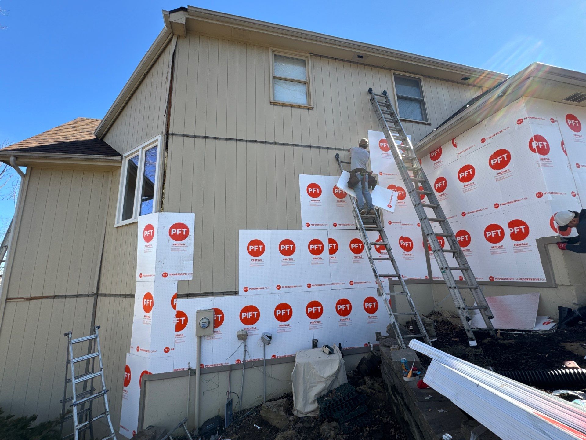 Siding Installation using Clay Market Square by EEC Windows, Siding & Roofing