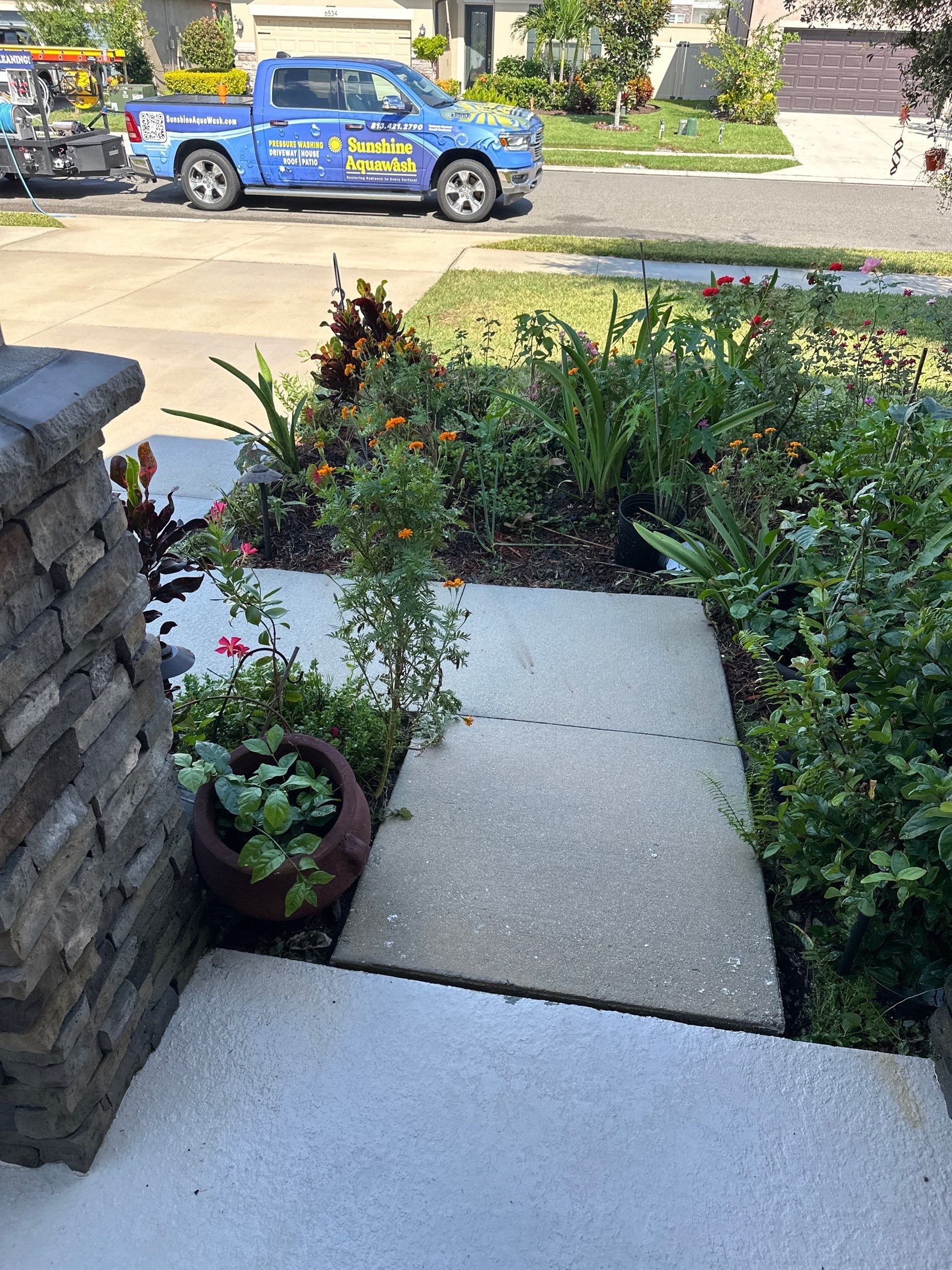 Driveway Cleaning in Palmetto, FL – Trevesta Community by Sunshine AquaWash