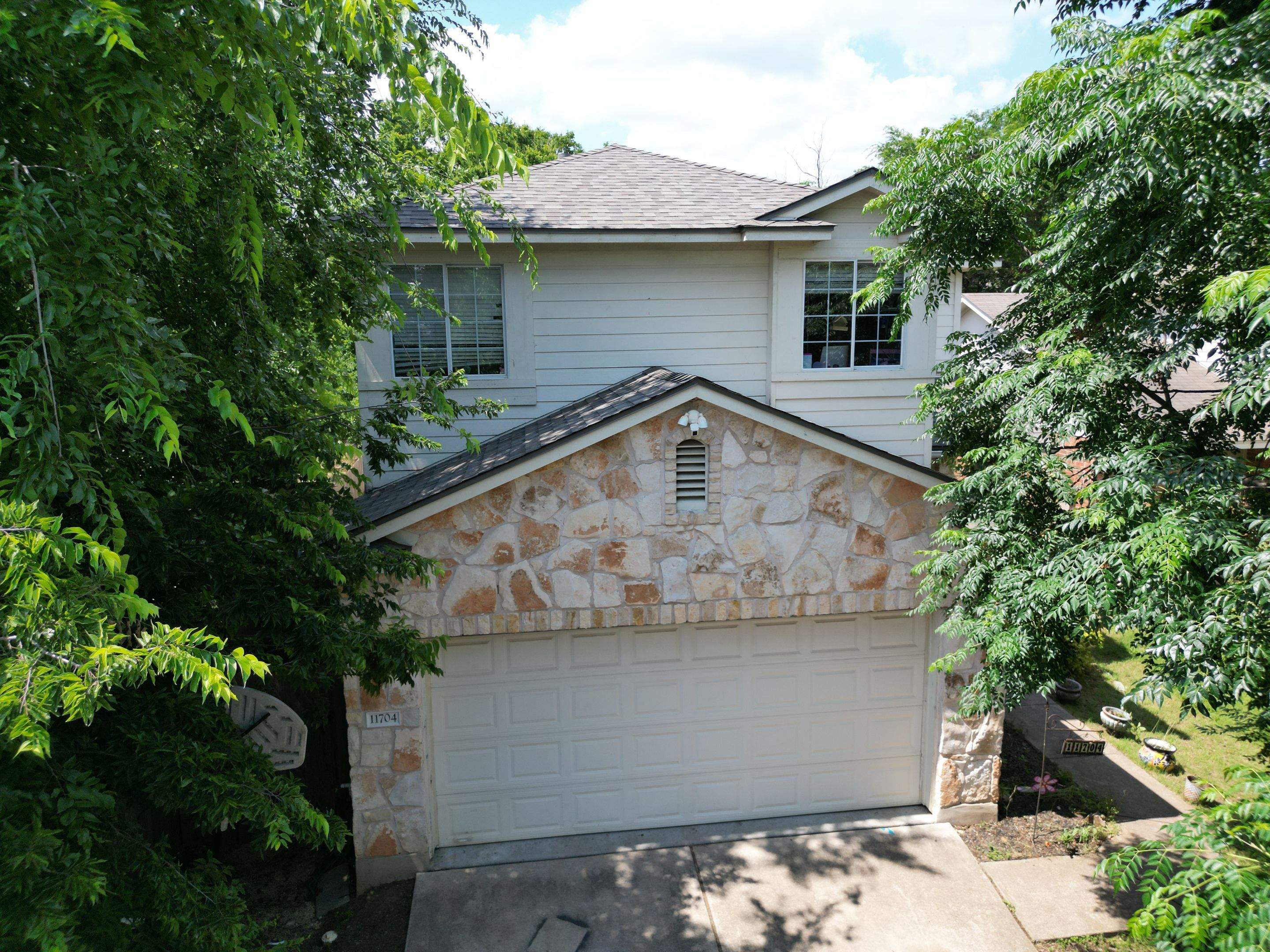 Driftwood - Owens Corning TruDefinition Duration by RoofsOnly.com