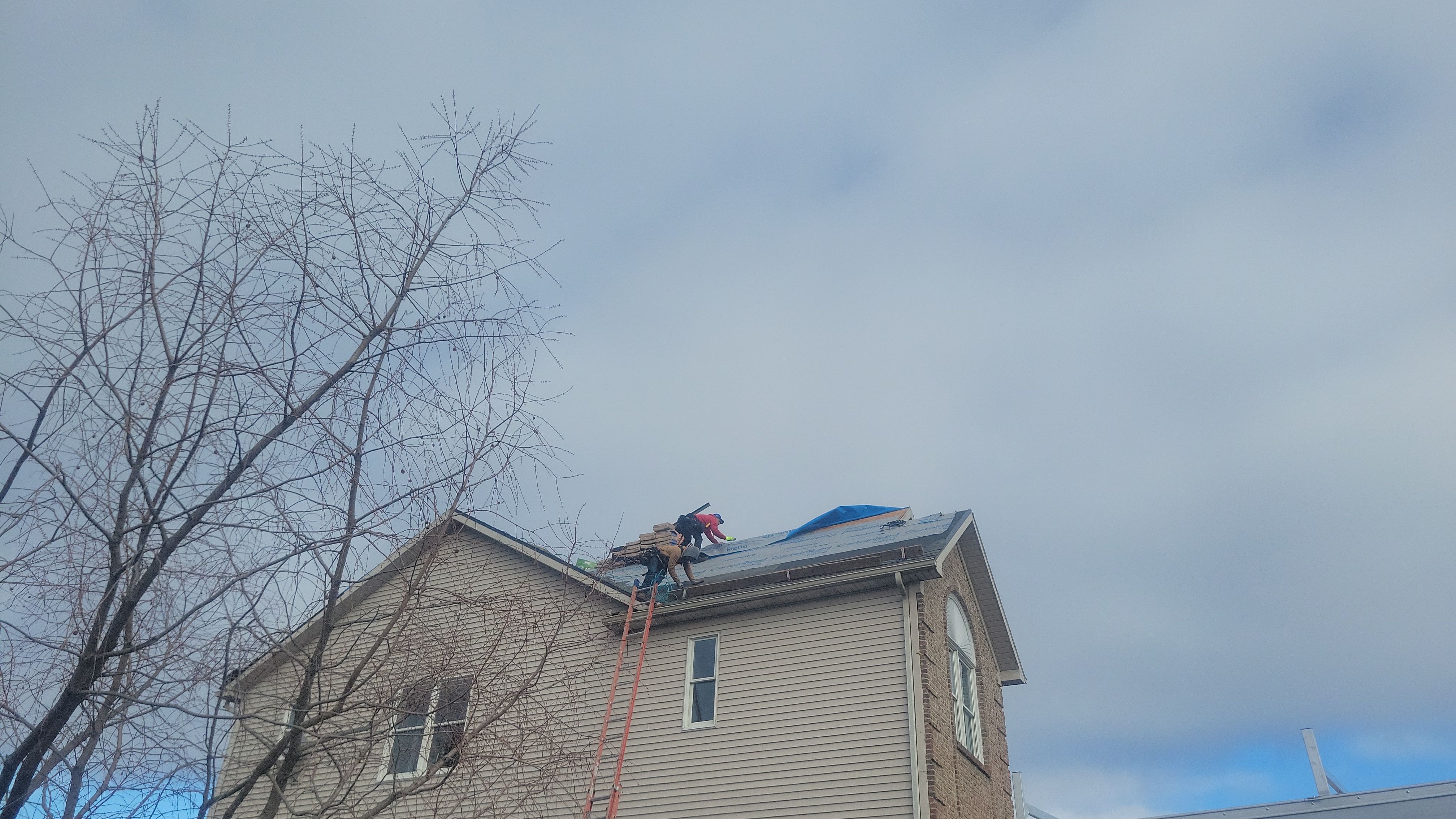 Roof Replacement using CertainTeed Landmark Pro by 180 Contractors