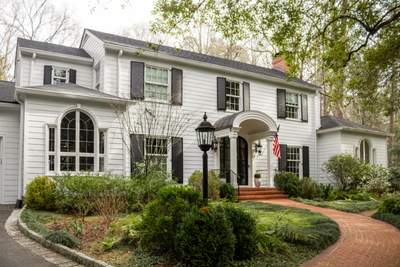 Siding Installation using James Hardie Color Plus Lap Siding