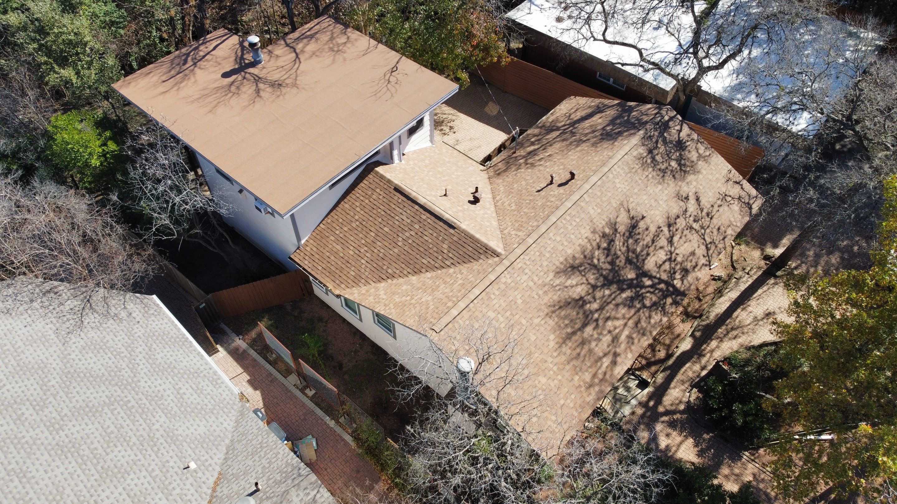 Residential Roofing Installation using Owens Corning Oakridge by Kstylez Roofing & Construction