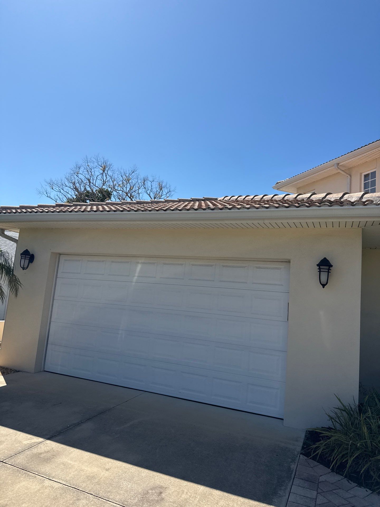 Gutter Cleaning in Sarasota FL by Gutter Professors