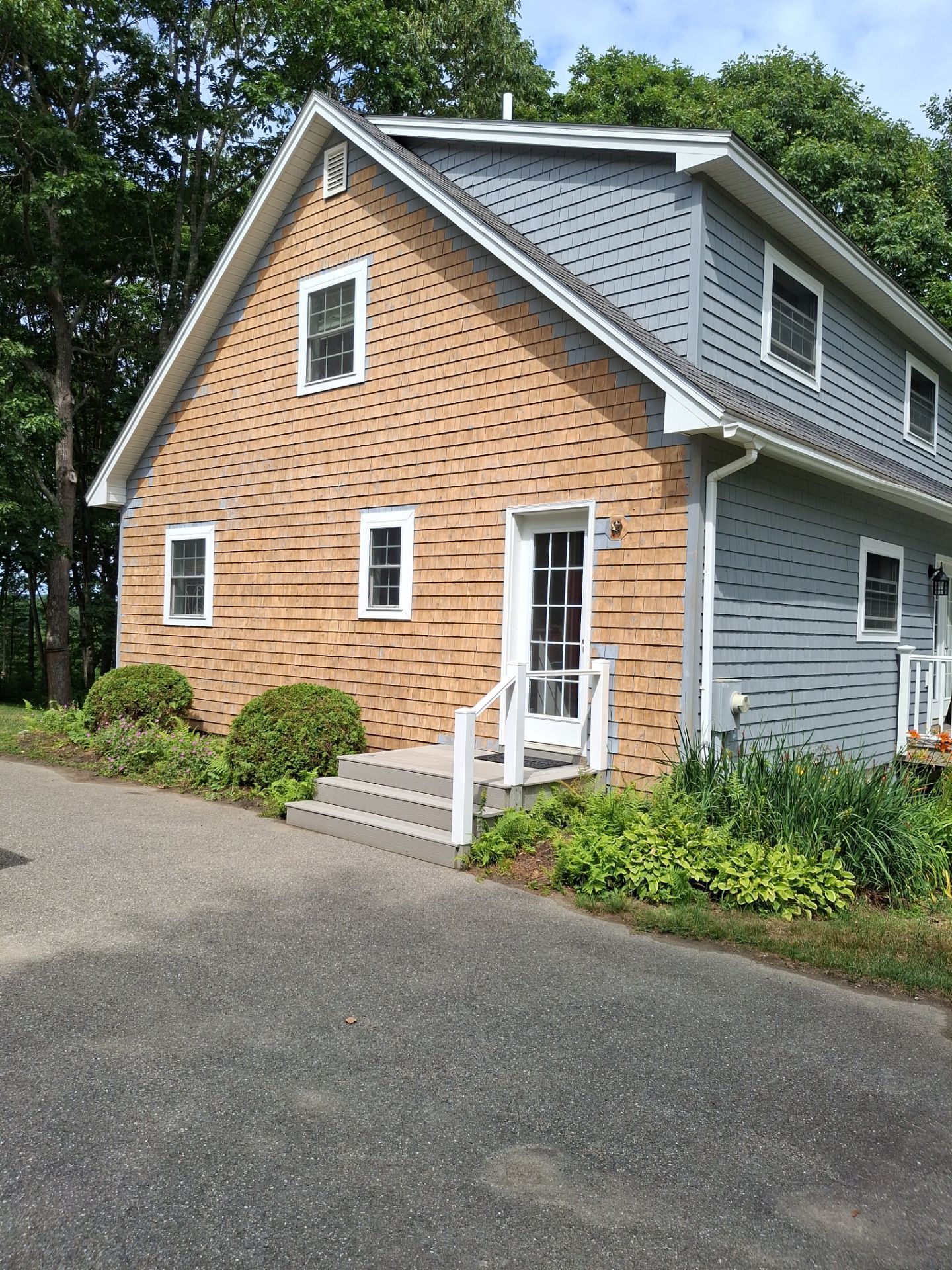 Exterior Refresh by Big Pine Panting Inc