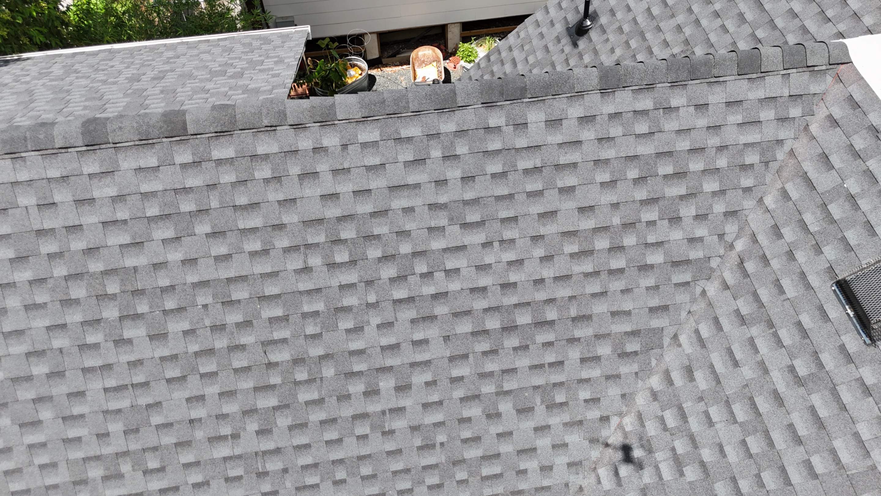 Charcoal - GAF Timberline HDZ by RoofsOnly.com