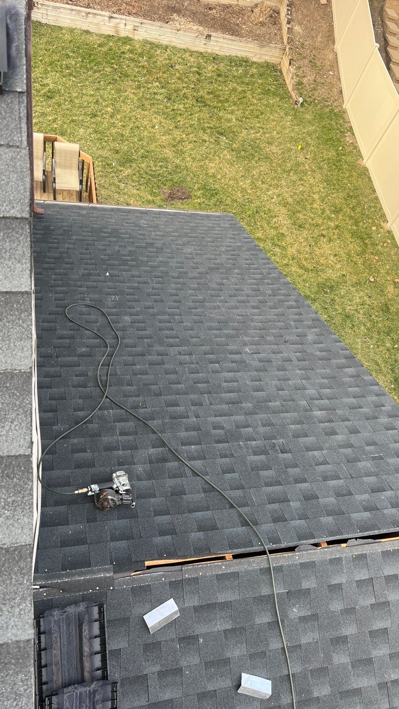 Timberline HDZ Charcoal by Pro Home Services Inc