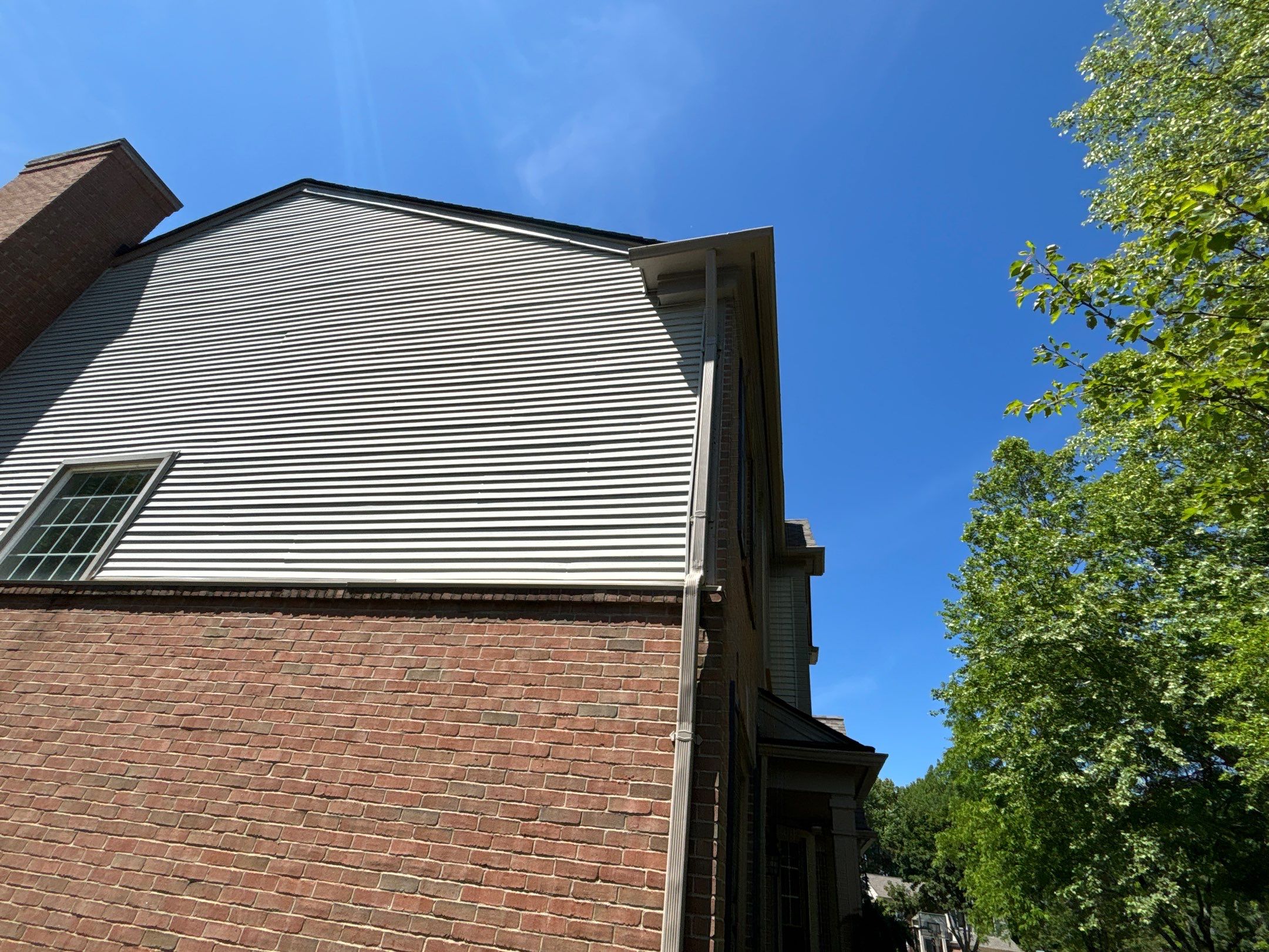 Siding Replacement using Alside Charter Oak D4.5" by 180 Contractors
