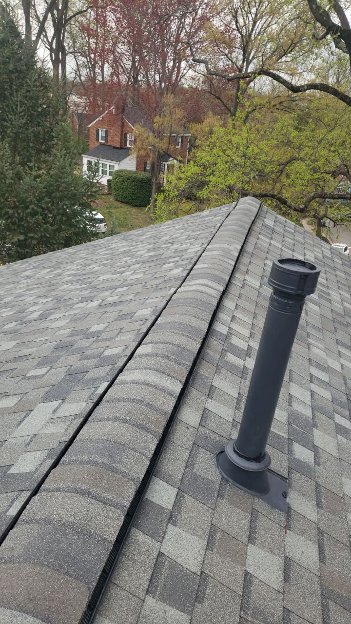 Arlington: CertainTeed Landmark Pro Designer Shingles in Max Def Georgetown Gray by RM Banning, Inc.